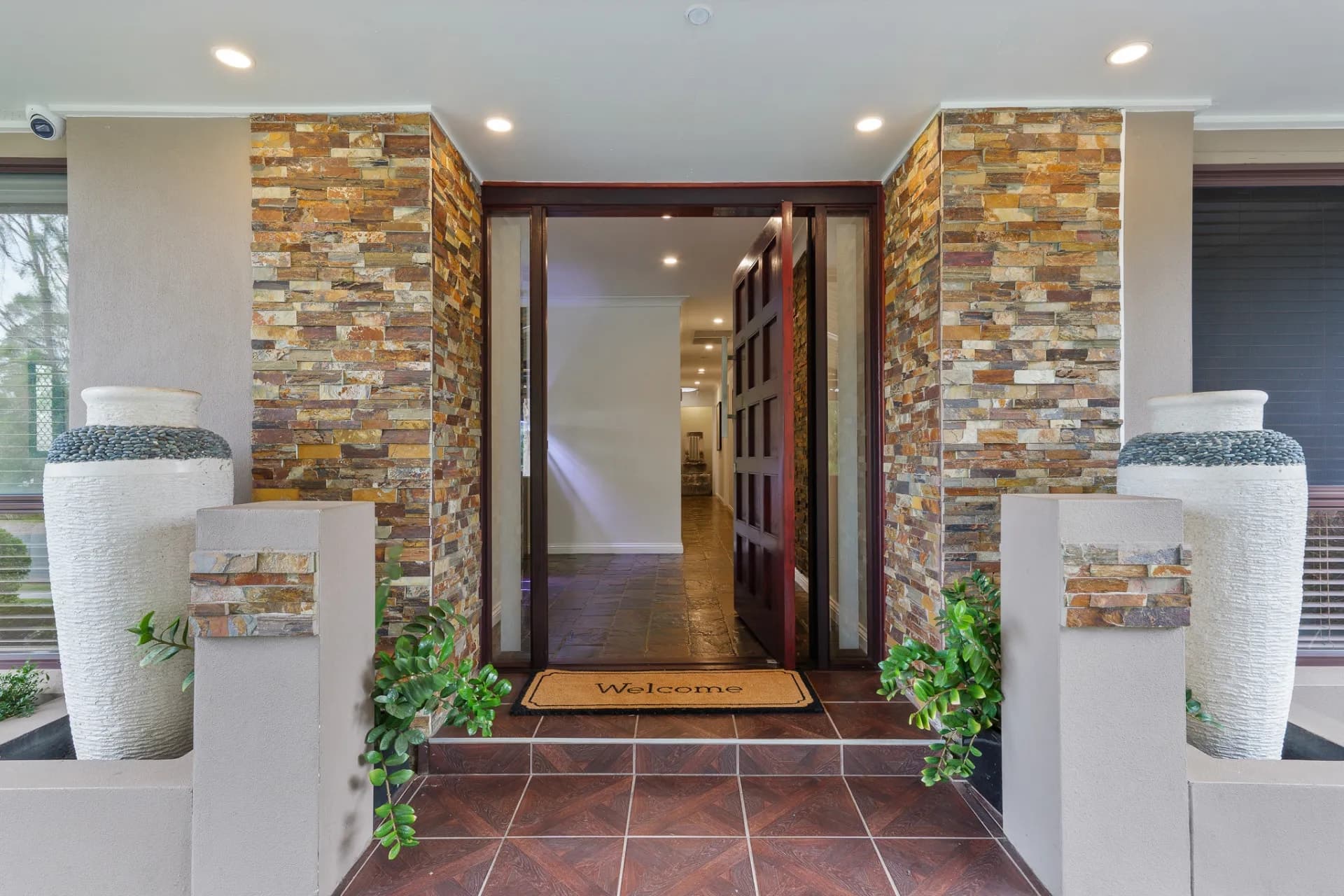 617 Priestdale Road, Rochedale South - Thumbnail 2
