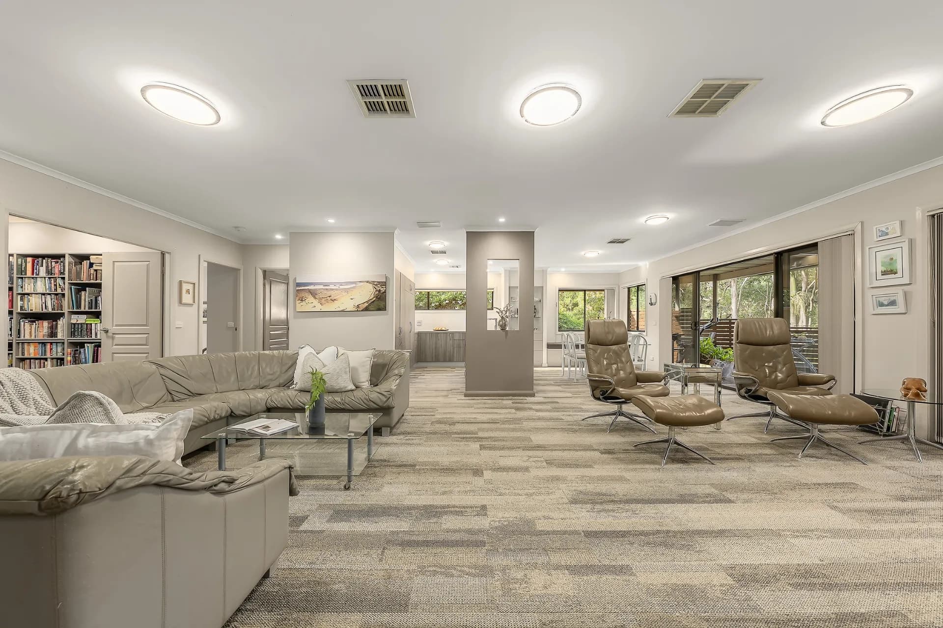 15 Ellerdale Drive, Glendale., Glendale - Thumbnail 8