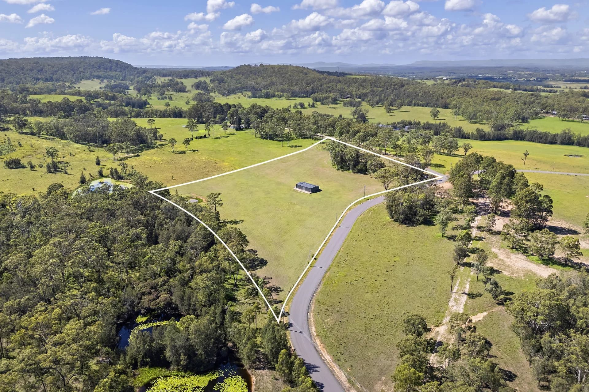 101 Creekside  Place, Rothbury., Werribee - Image 1
