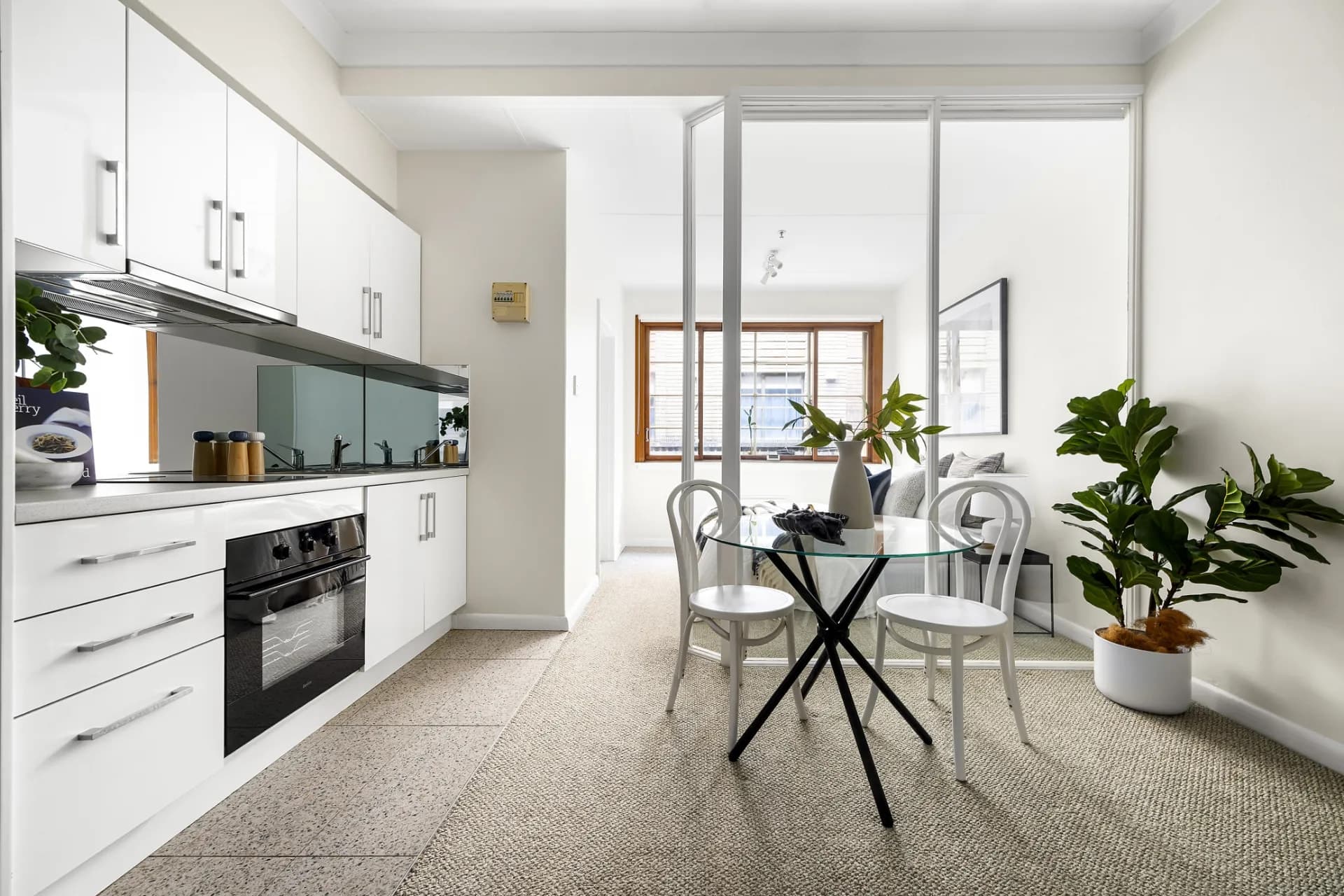 11/29 Orwell Street, Potts Point - Thumbnail 2