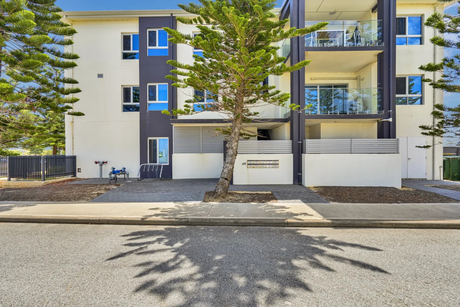 2/49 Palisades Boulevard, Secret Harbour., Secret Harbour - Thumbnail 4