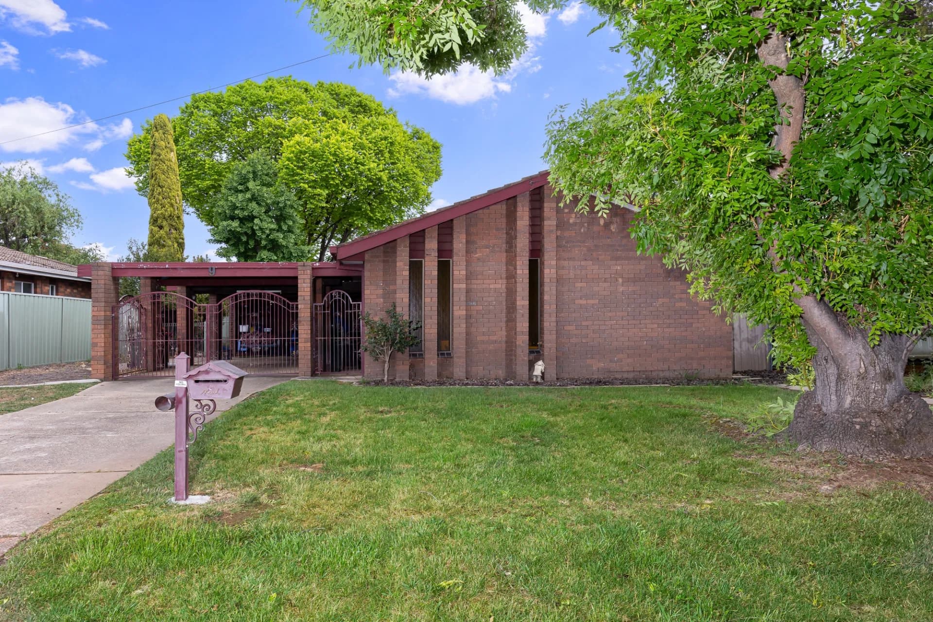 9 Telopea Crescent, Lake Albert - Thumbnail 3
