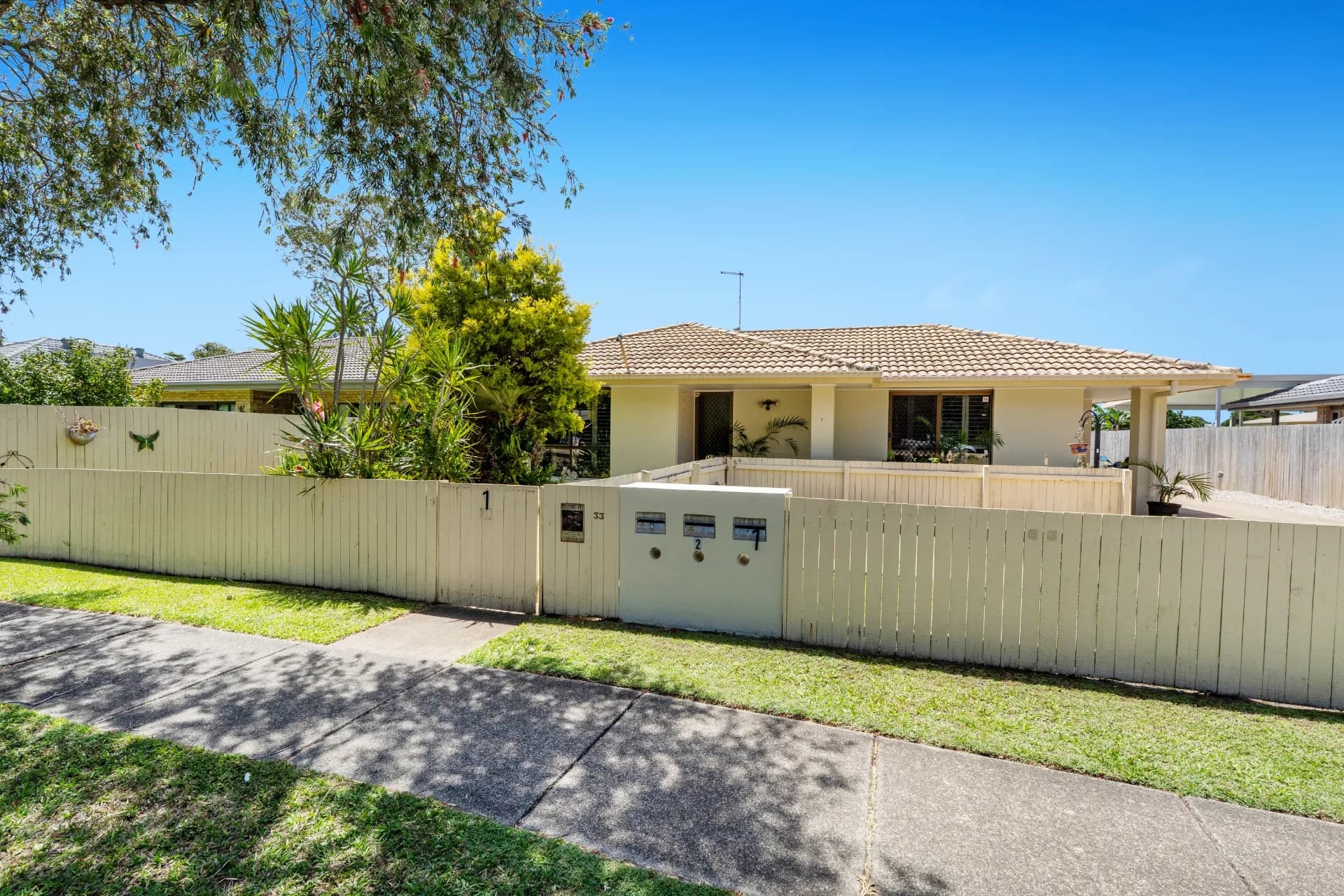 1/33 Cotterill Avenue, Bongaree - Image 1