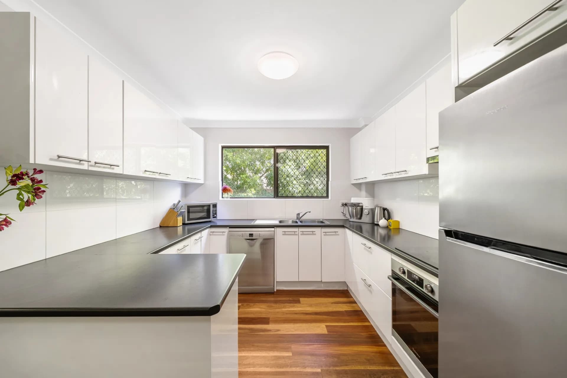 3/15 York Street, Nundah - Thumbnail 2