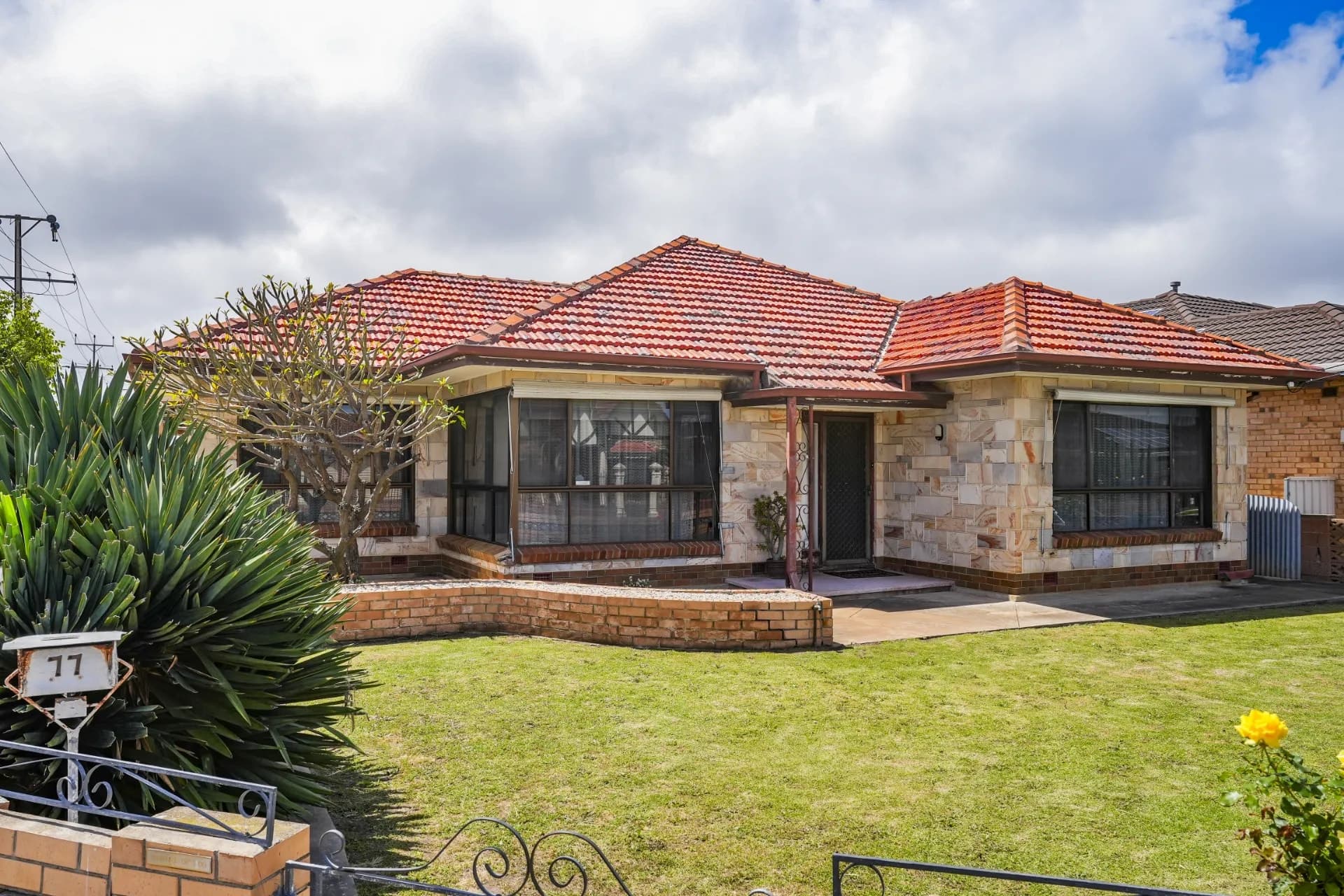 77 Kingborn Avenue, Seaton, SA, Seaton - Thumbnail 3