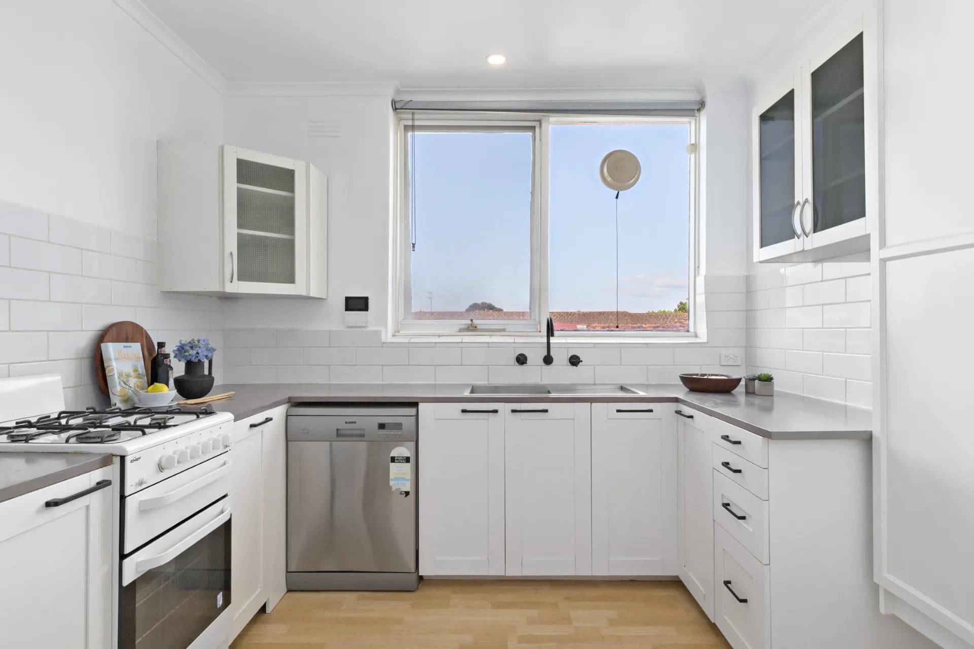 8/11 Scott Street, Elwood - Thumbnail 5