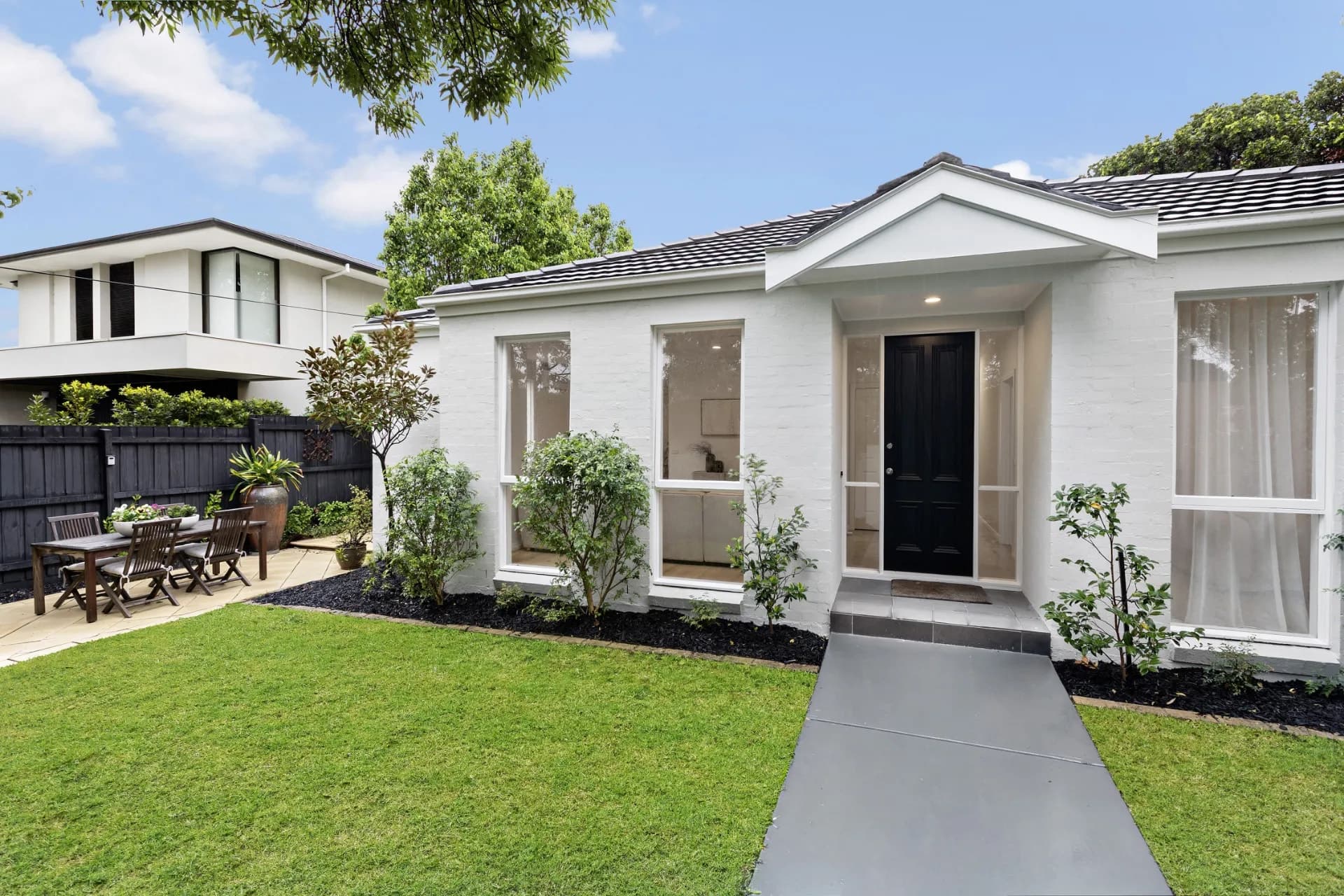 1/99 Linacre Road, Hampton - Image 1