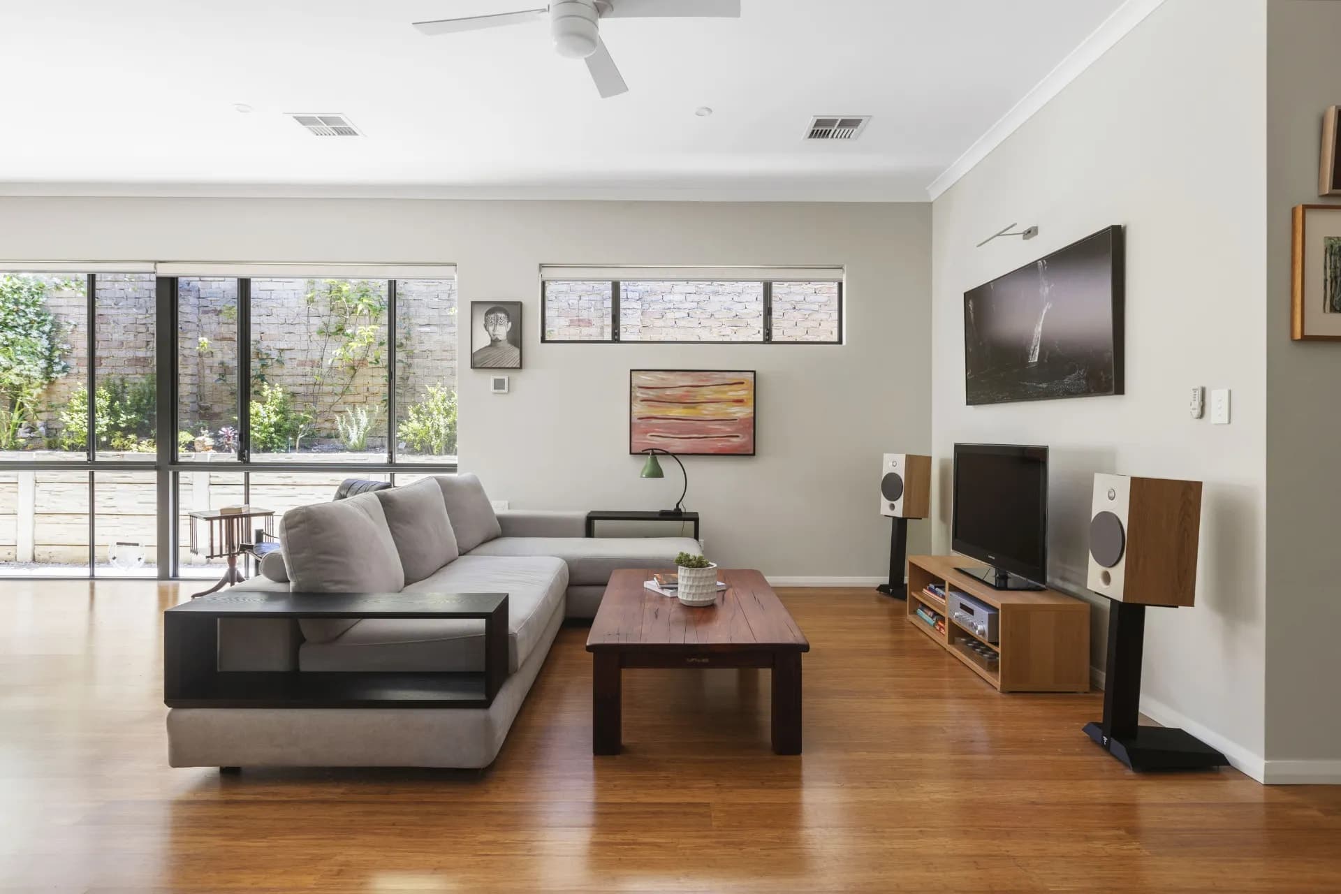 35 Moulden Avenue, Yokine, WA, Yokine - Thumbnail 2