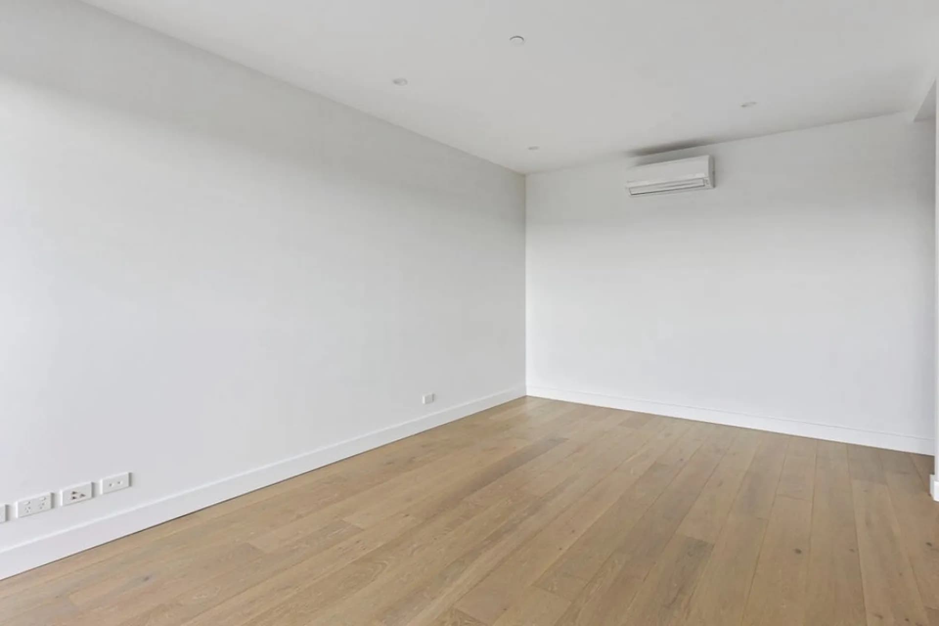 1804/421 King William Street, Adelaide - Thumbnail 5