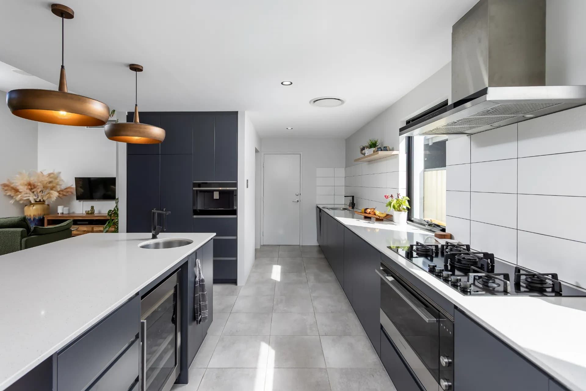 59 Sherwood Crescent, Broadwater - Thumbnail 6