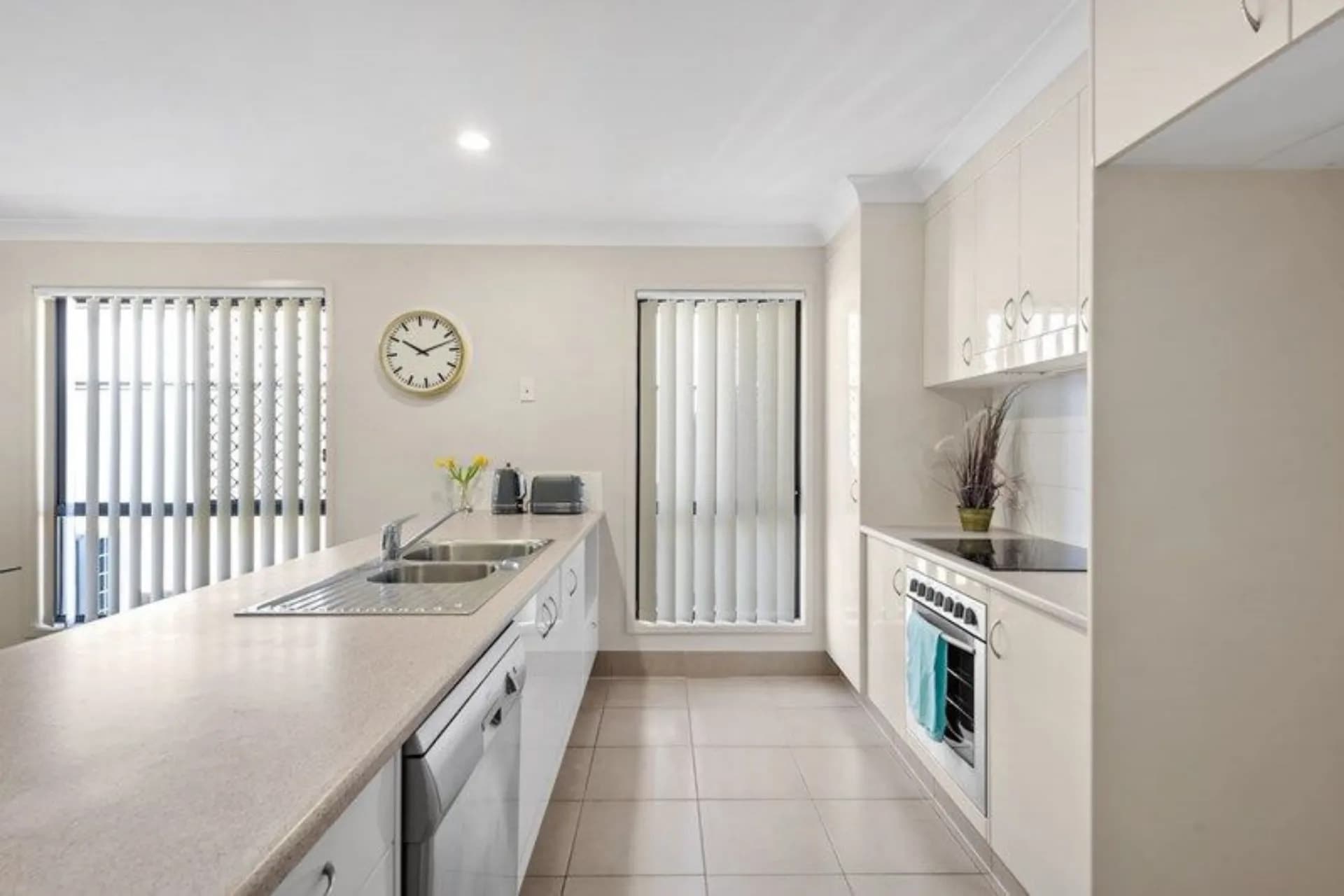 6 Tamar Circuit, North Lakes - Thumbnail 4
