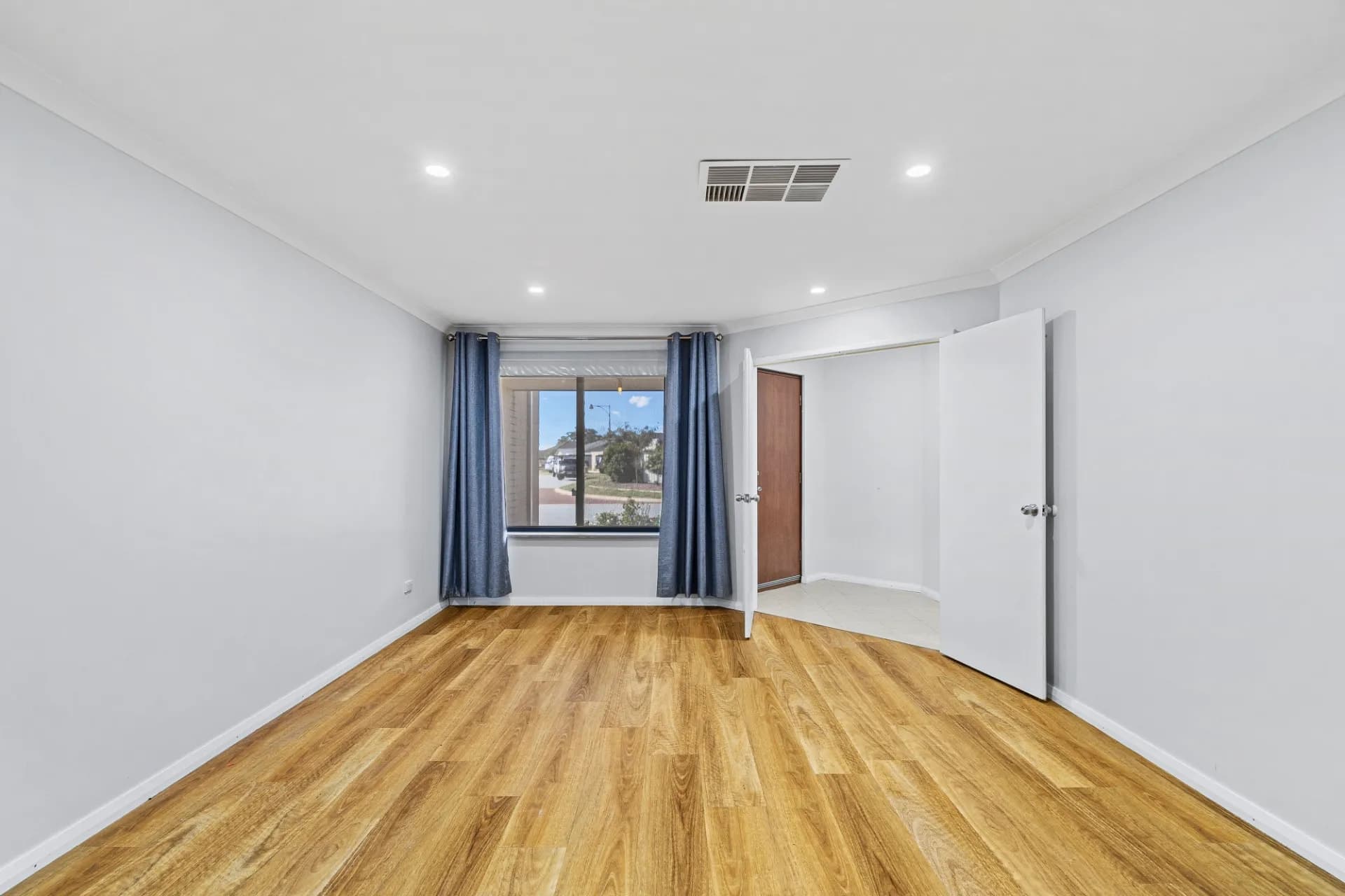 9 Camden Way, Meadow Springs., Meadow Springs - Thumbnail 5