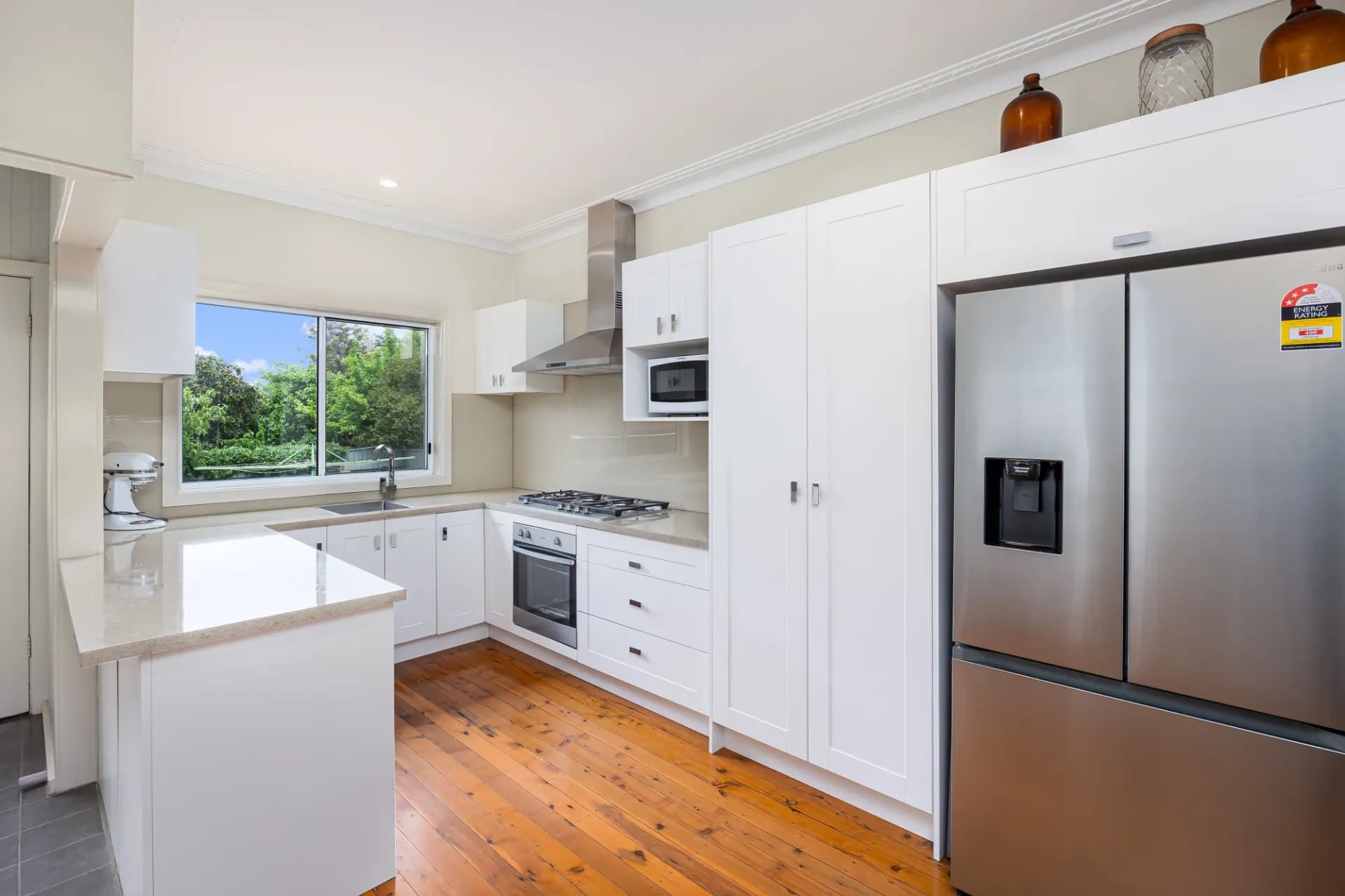 25 Kennedy Avenue, Kooringal - Thumbnail 5
