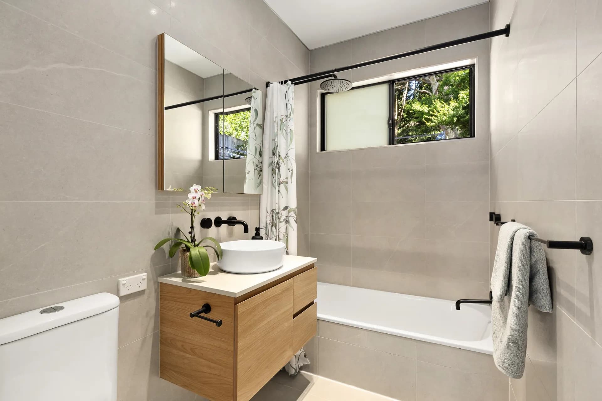 21 Russell Avenue, Adamstown Heights., Adamstown Heights - Thumbnail 5
