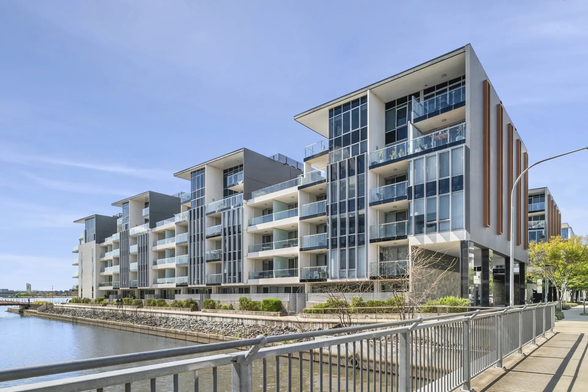 65/11 Trevillian Quay, Kingston., Kingston - Image 1