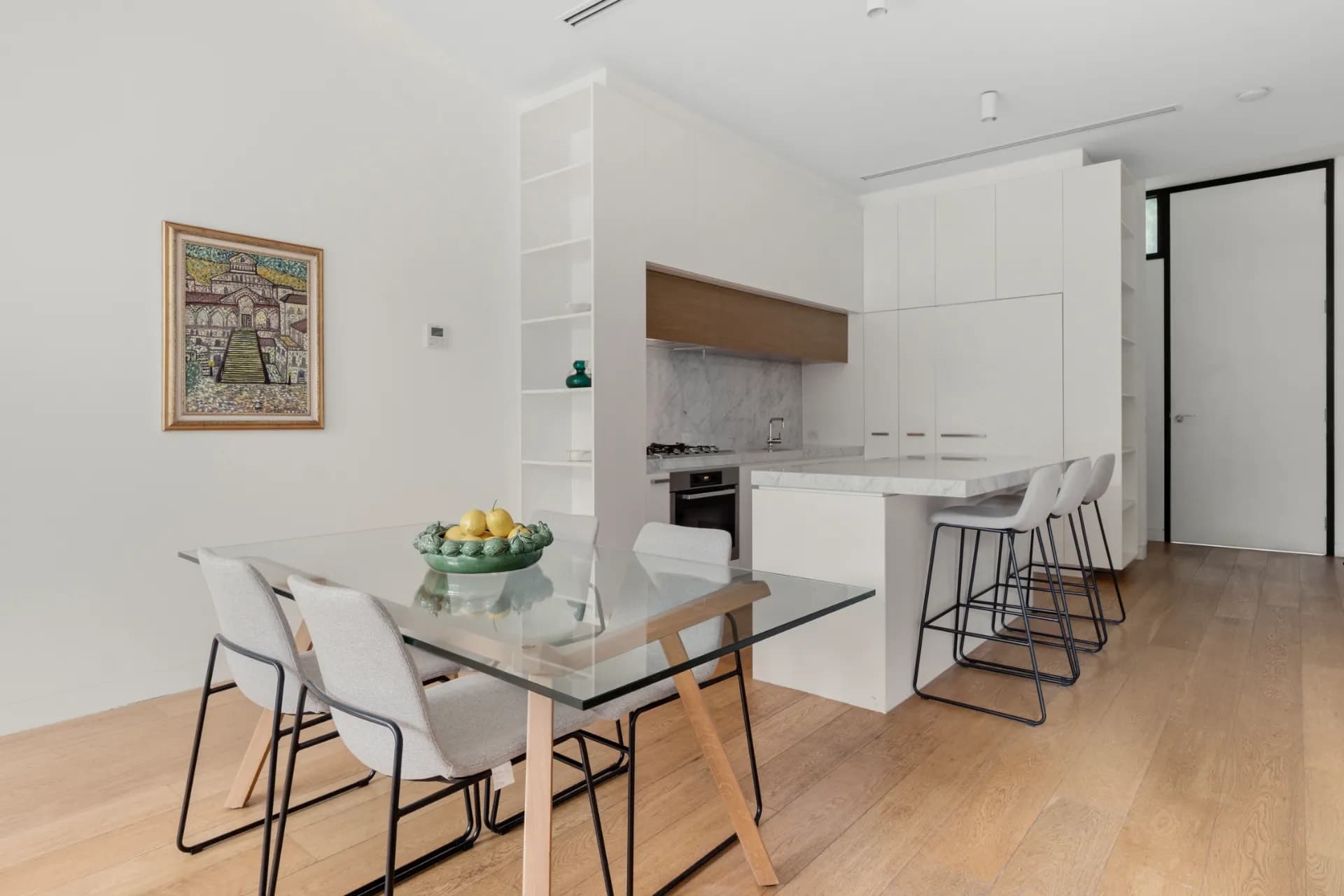 5D  Clara Street, South Yarra - Thumbnail 2