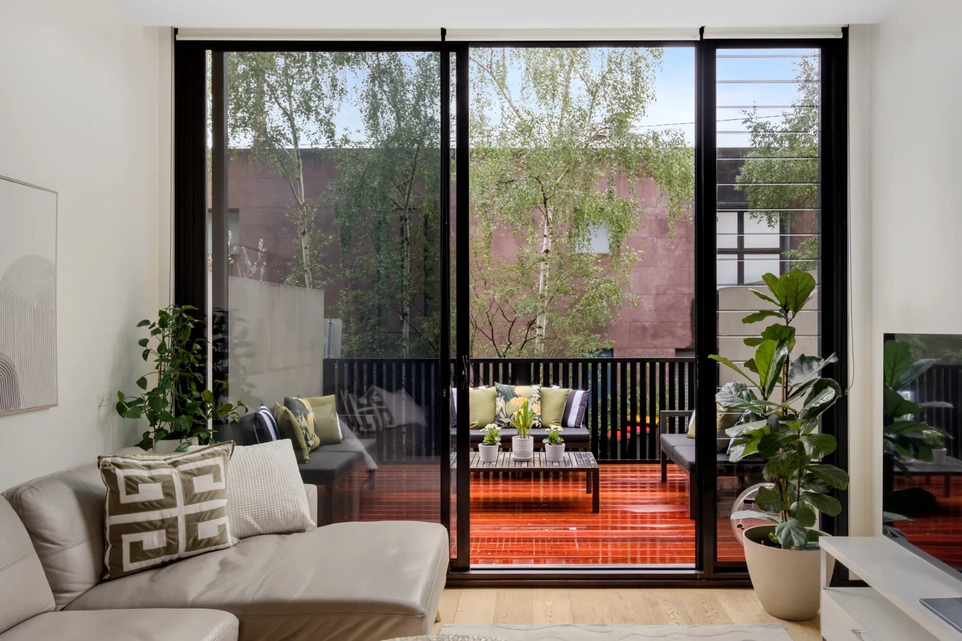 5D  Clara Street, South Yarra - Thumbnail 3