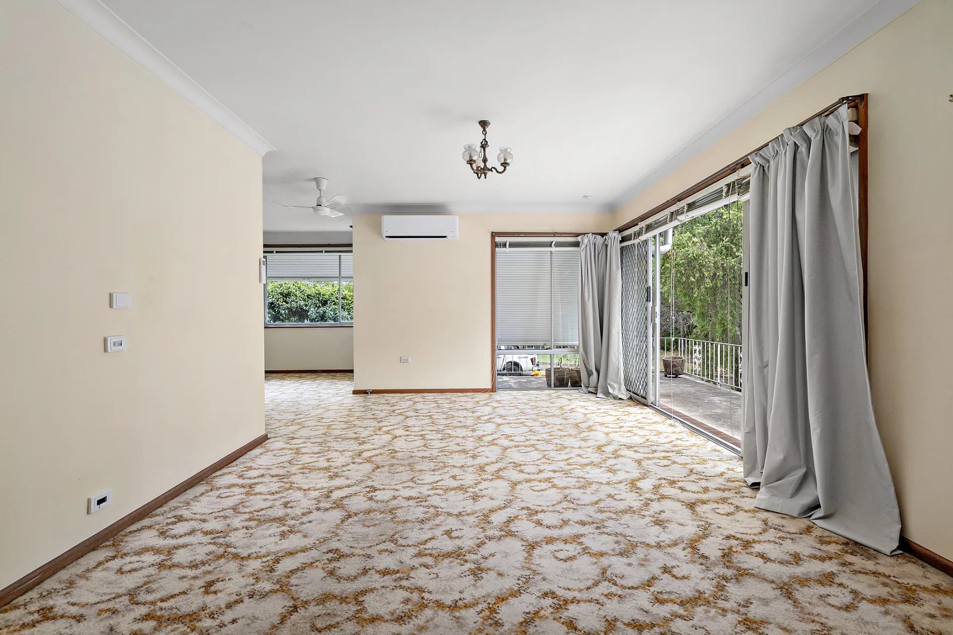 6 Ulandi Place, Winston Hills - Thumbnail 4