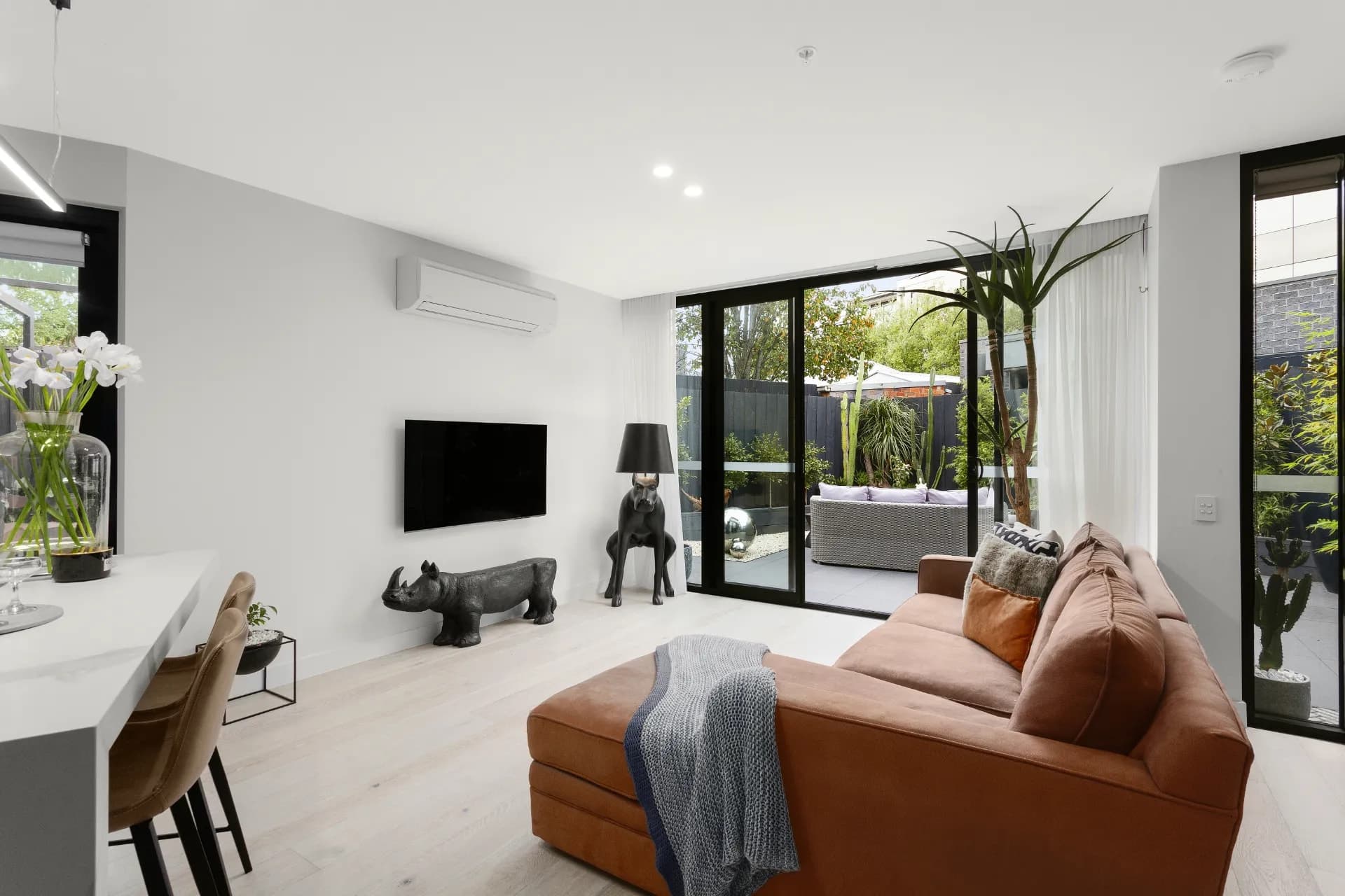 14/80 Carlisle Street, St Kilda., St Kilda - Thumbnail 2