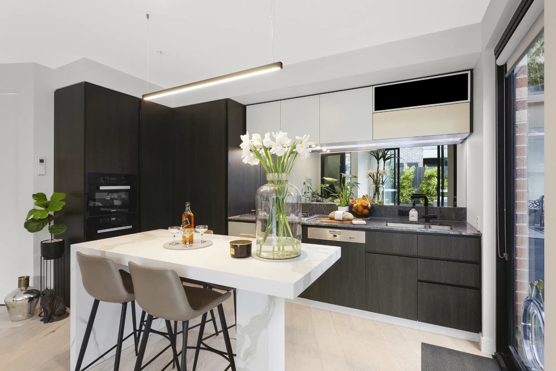 14/80 Carlisle Street, St Kilda., St Kilda - Thumbnail 3