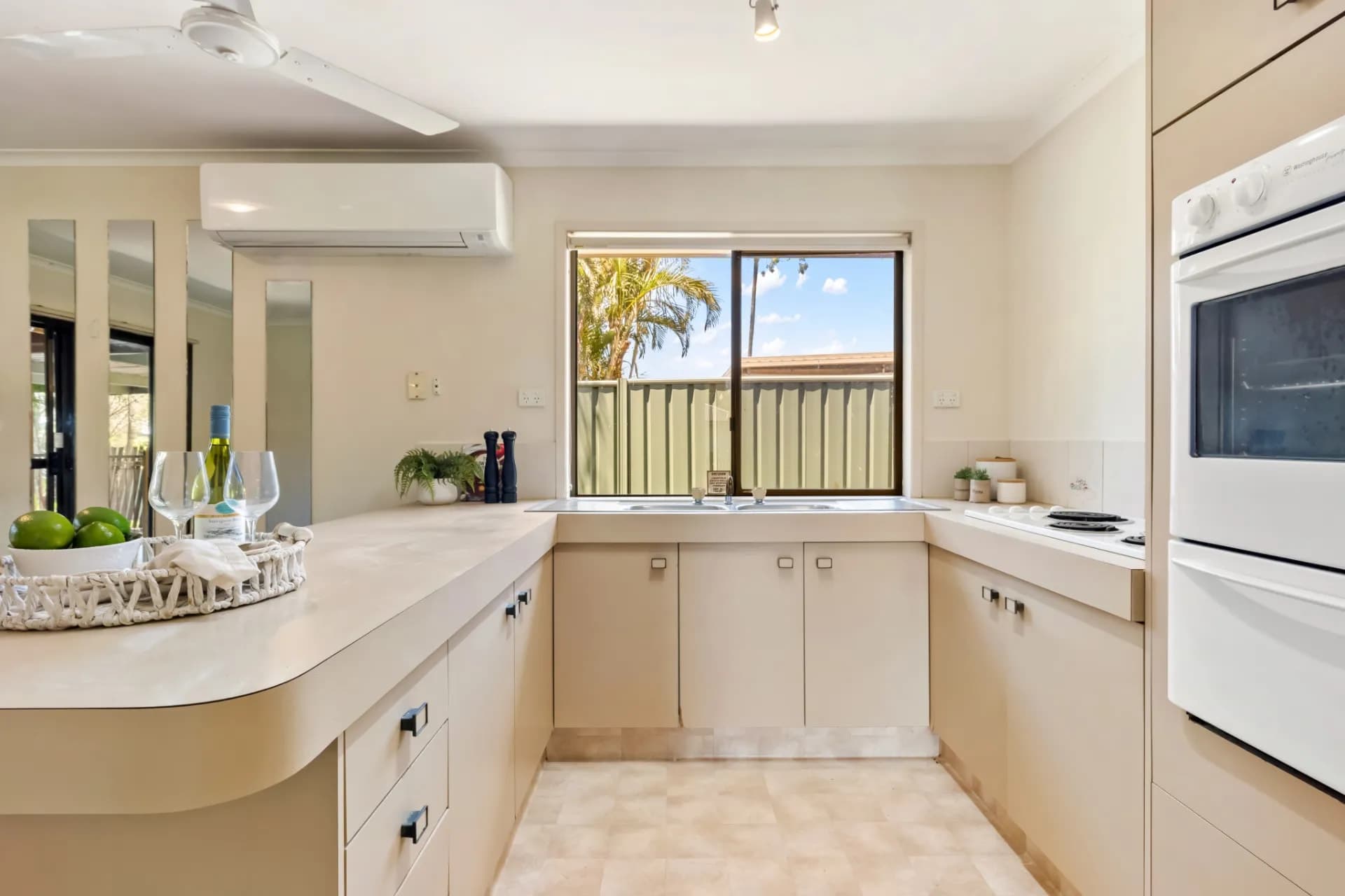 38 Holder Street, Loganholme., Loganholme - Thumbnail 5