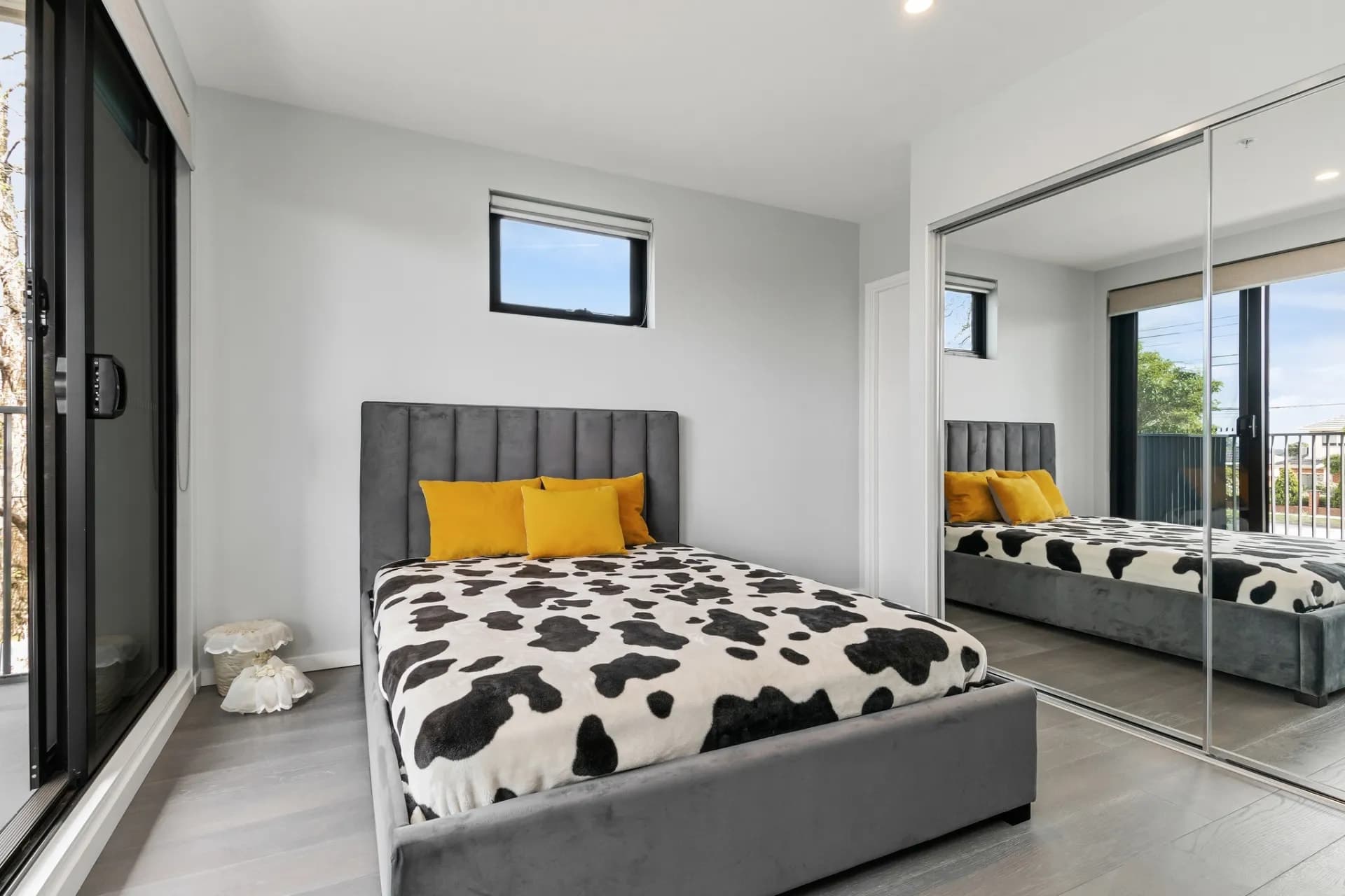 102/362-364 Burwood  Highway, Burwood - Thumbnail 4