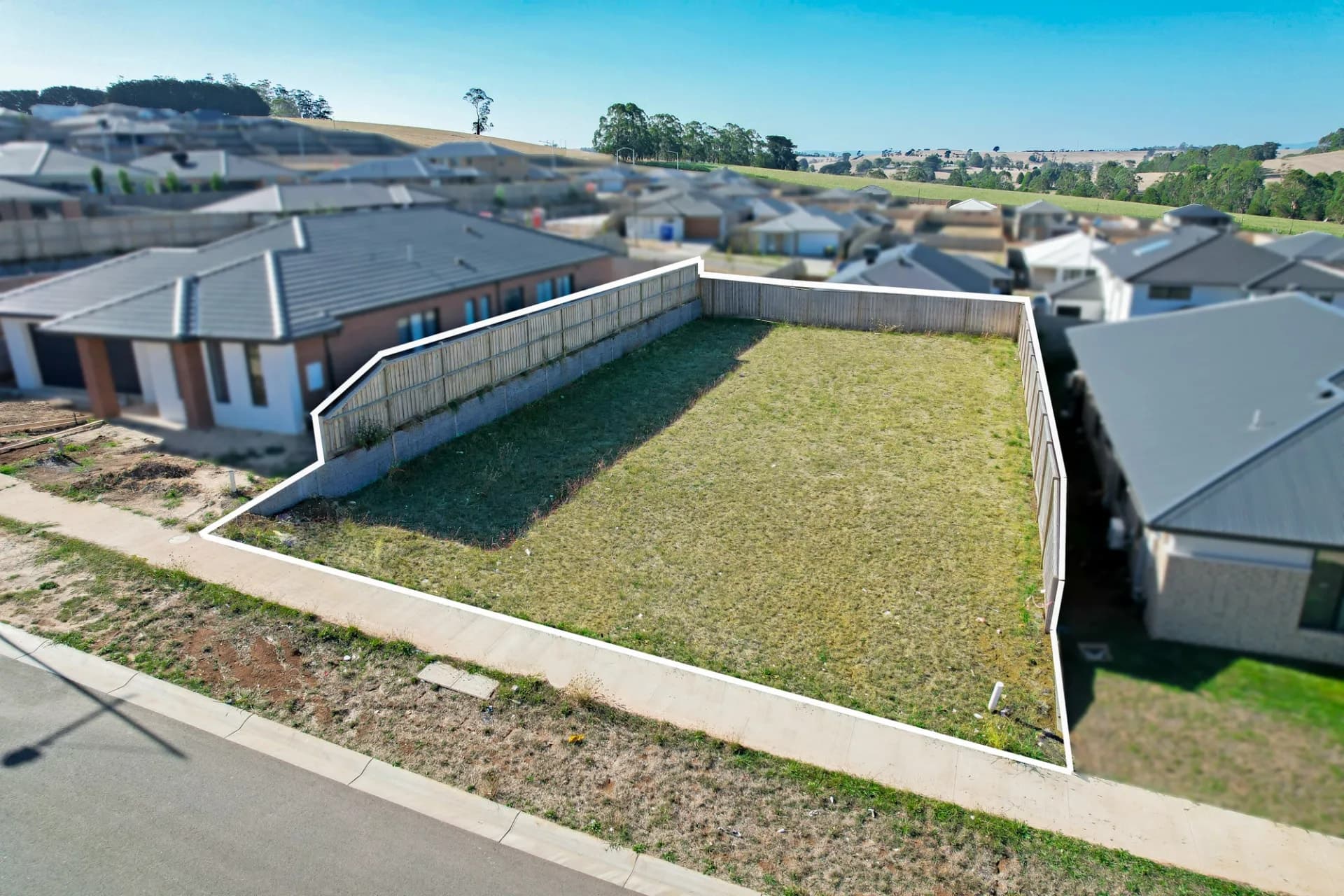 9 Toland  Avenue, Warragul., Griffith - Thumbnail 2
