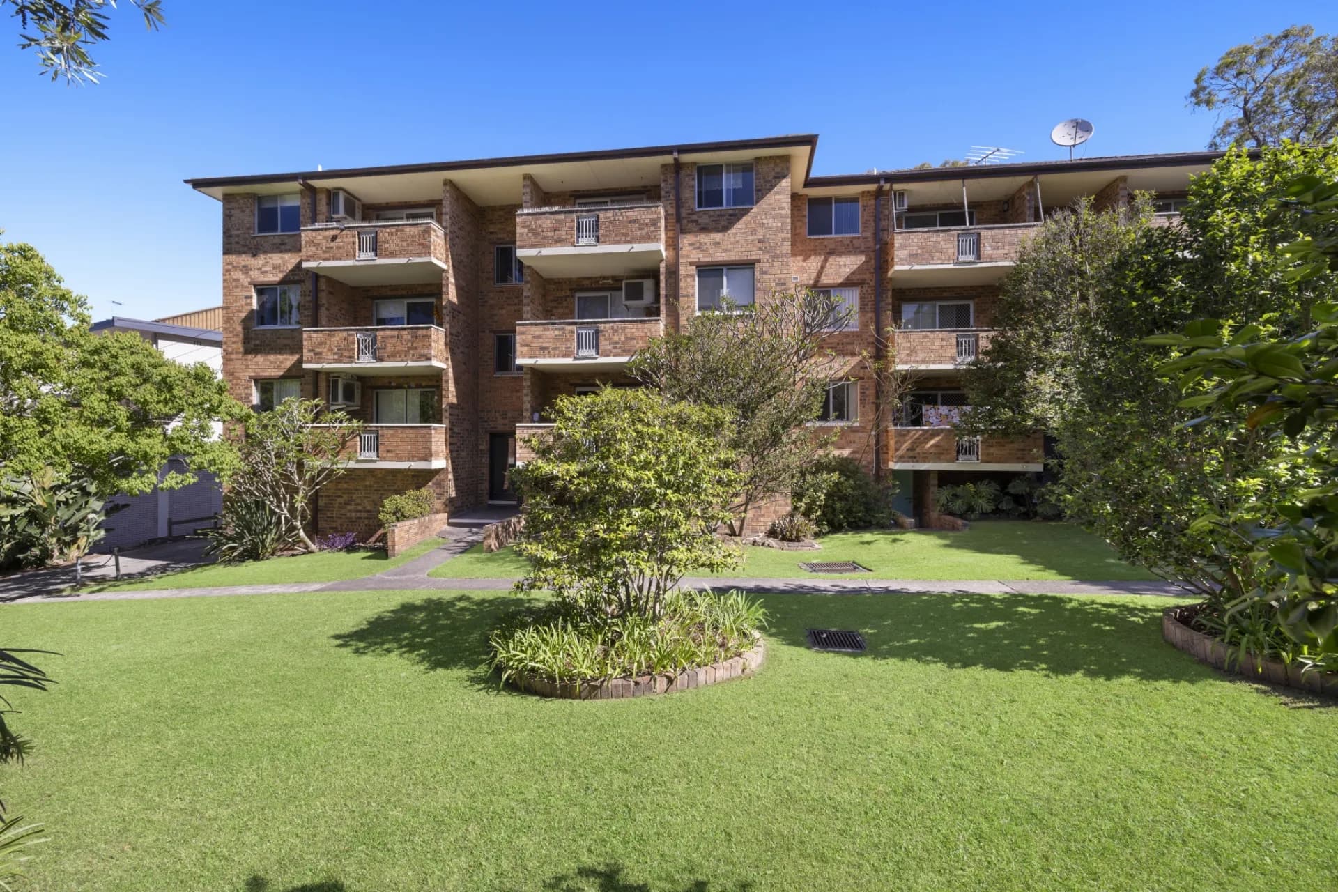 16/34-38 Burdett Street, Hornsby - Image 1