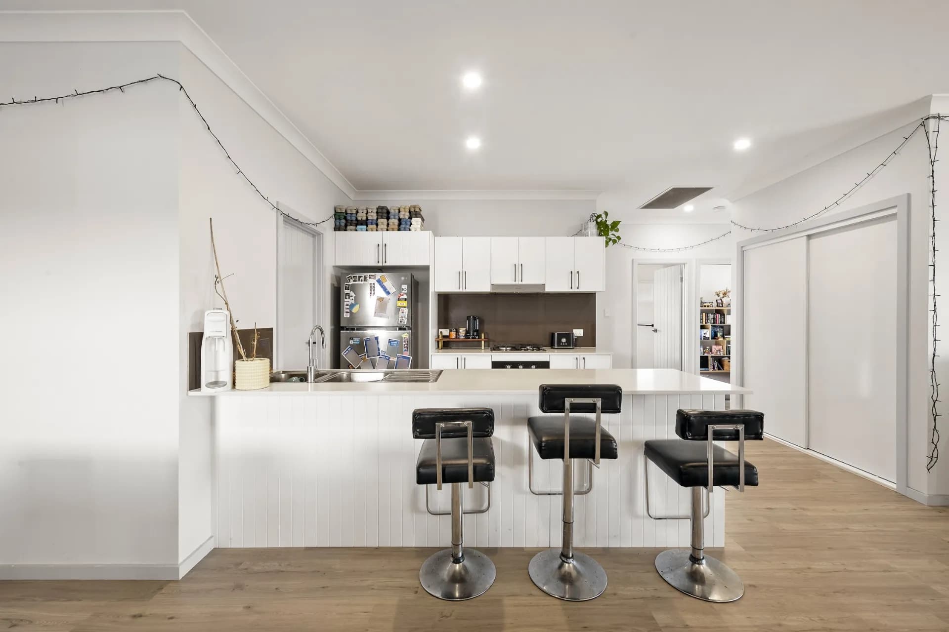 25 Thorncliffe Avenue, Thornton., Thornton - Thumbnail 3