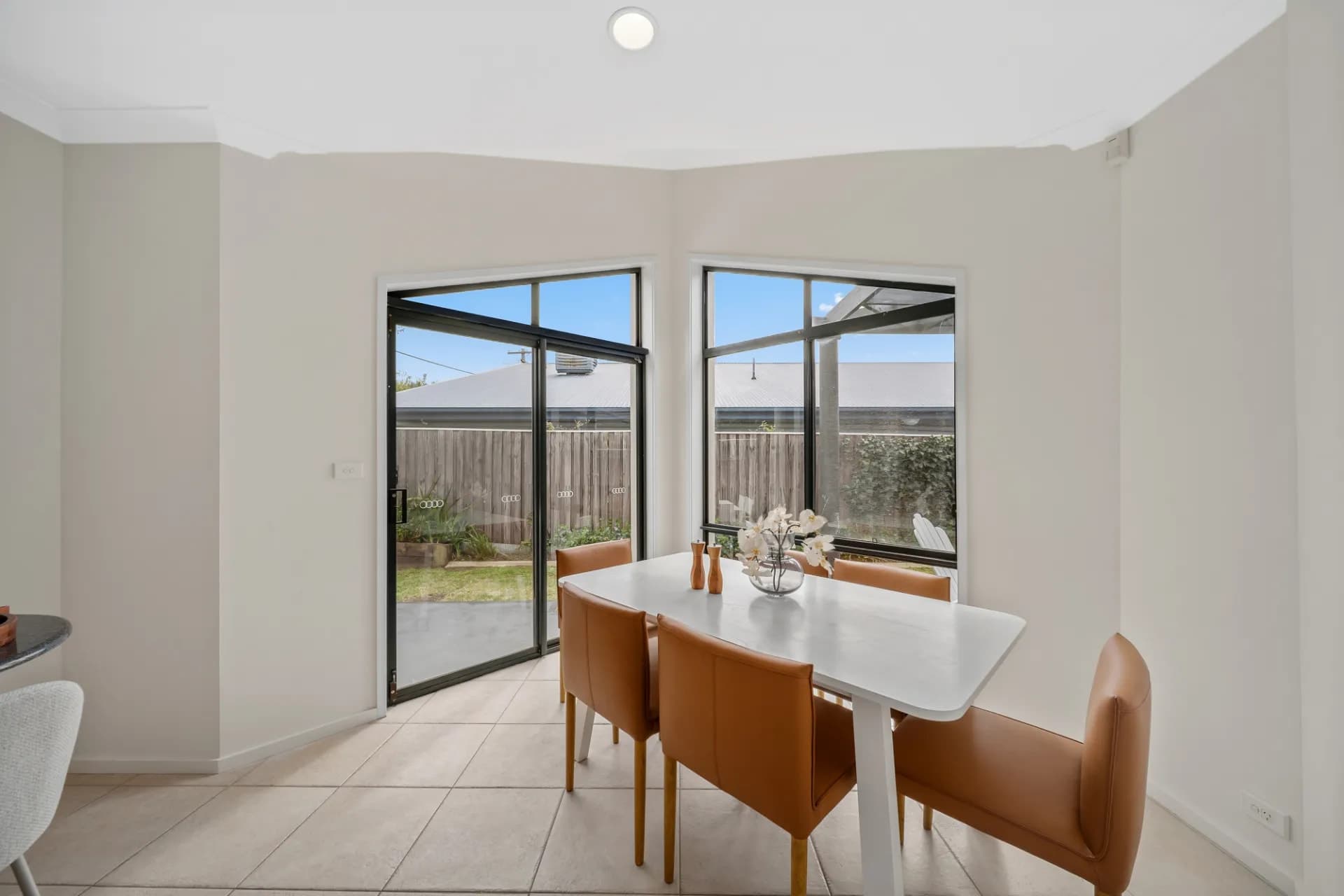 2/3 Rodway Street, Yarralumla., Yarralumla - Thumbnail 6