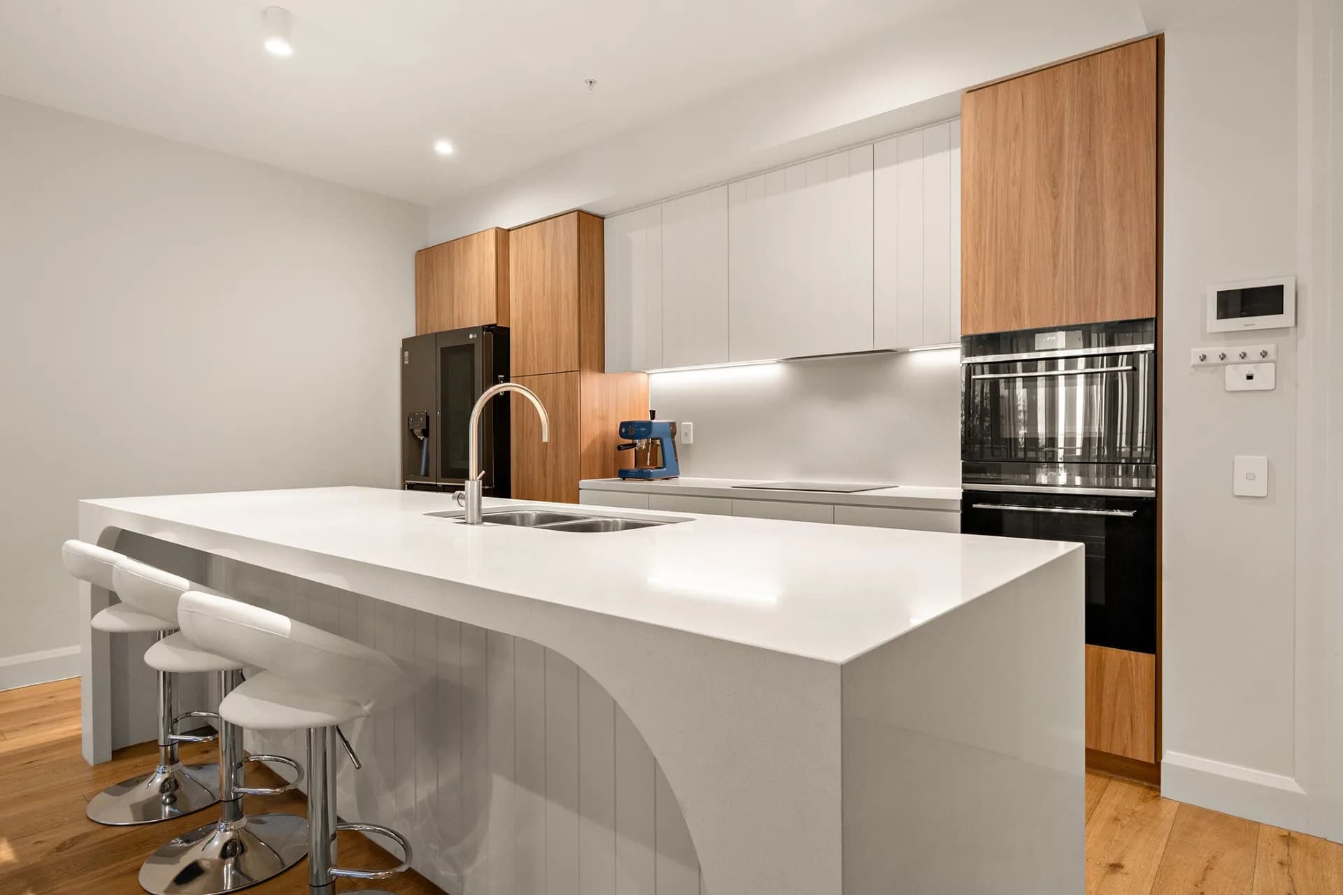 110/19-20 Adelphi Terrace, Glenelg North - Thumbnail 2
