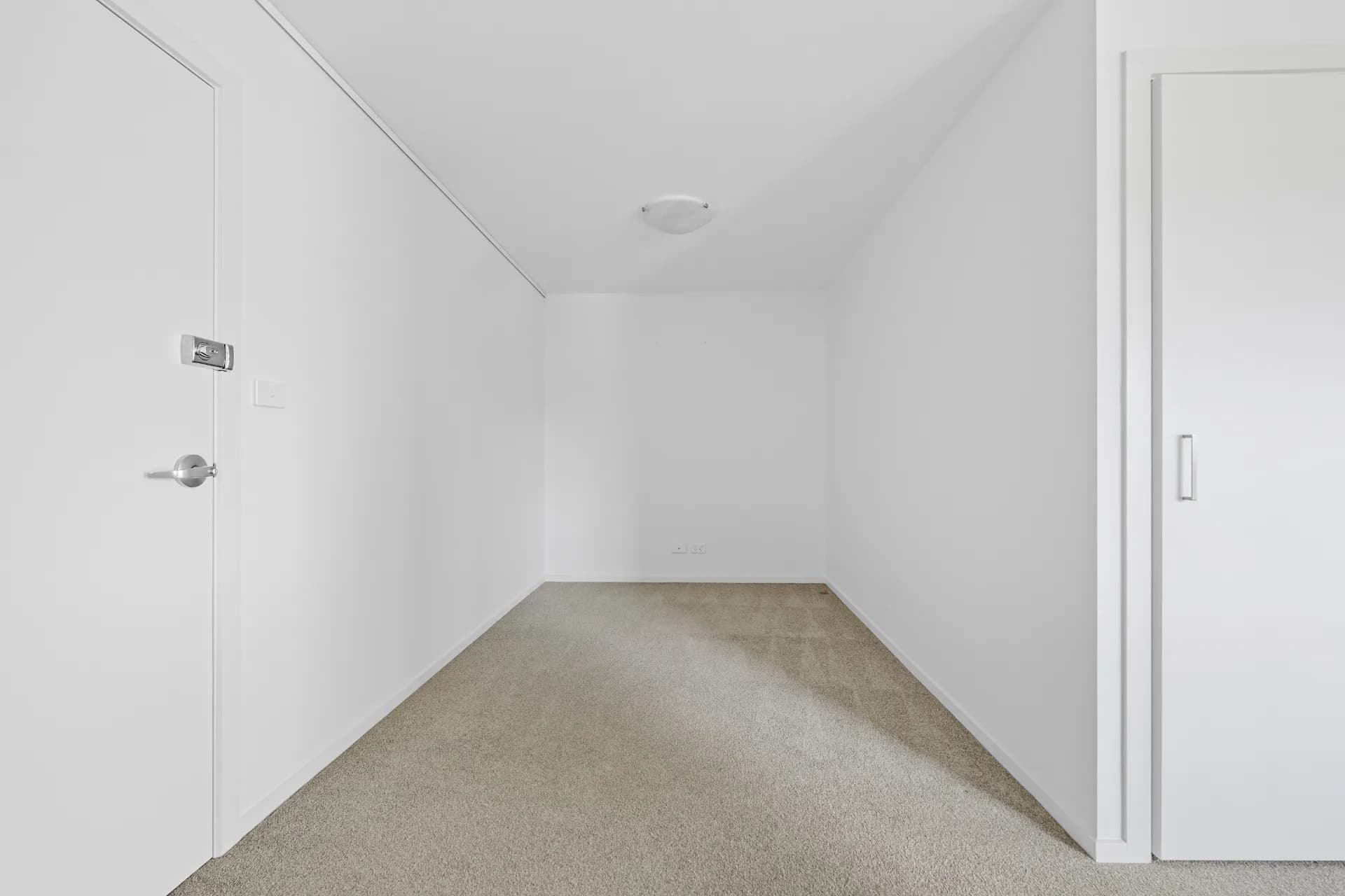 170/41  Philip Hodgins Street, Wright - Thumbnail 7