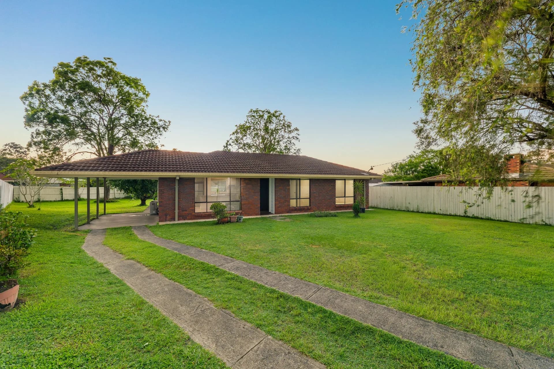 3 Amber Court, Bethania - Image 1