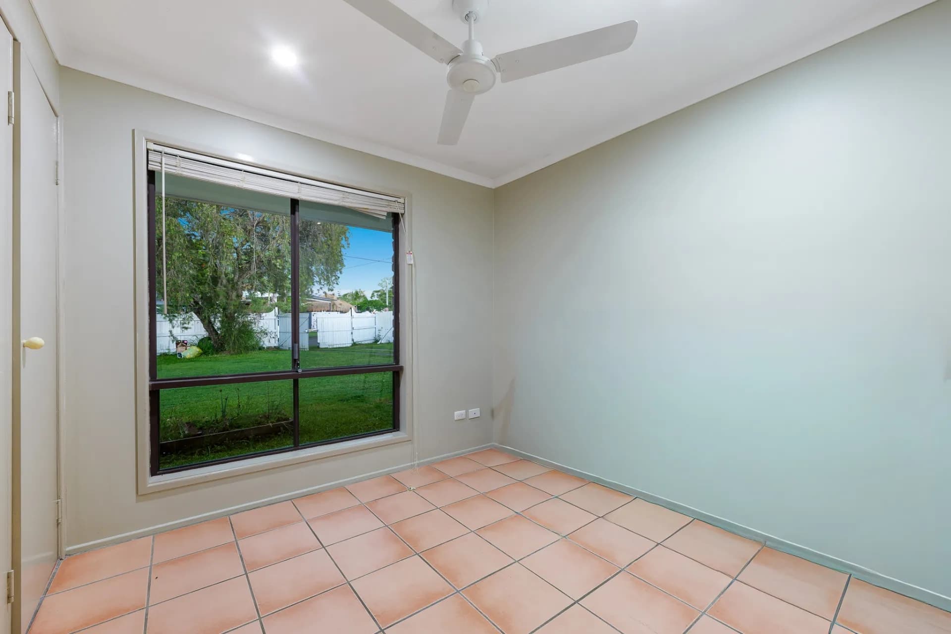 3 Amber Court, Bethania - Thumbnail 5