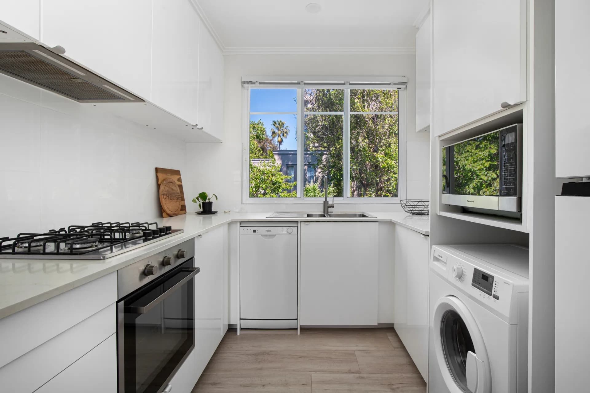 12/558 Toorak Road, Toorak - Thumbnail 5