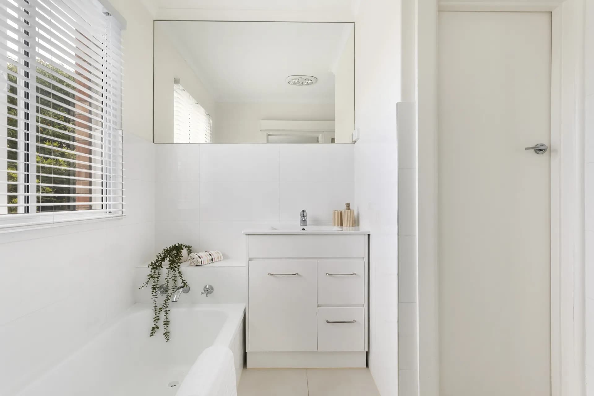 12/558 Toorak Road, Toorak - Thumbnail 8