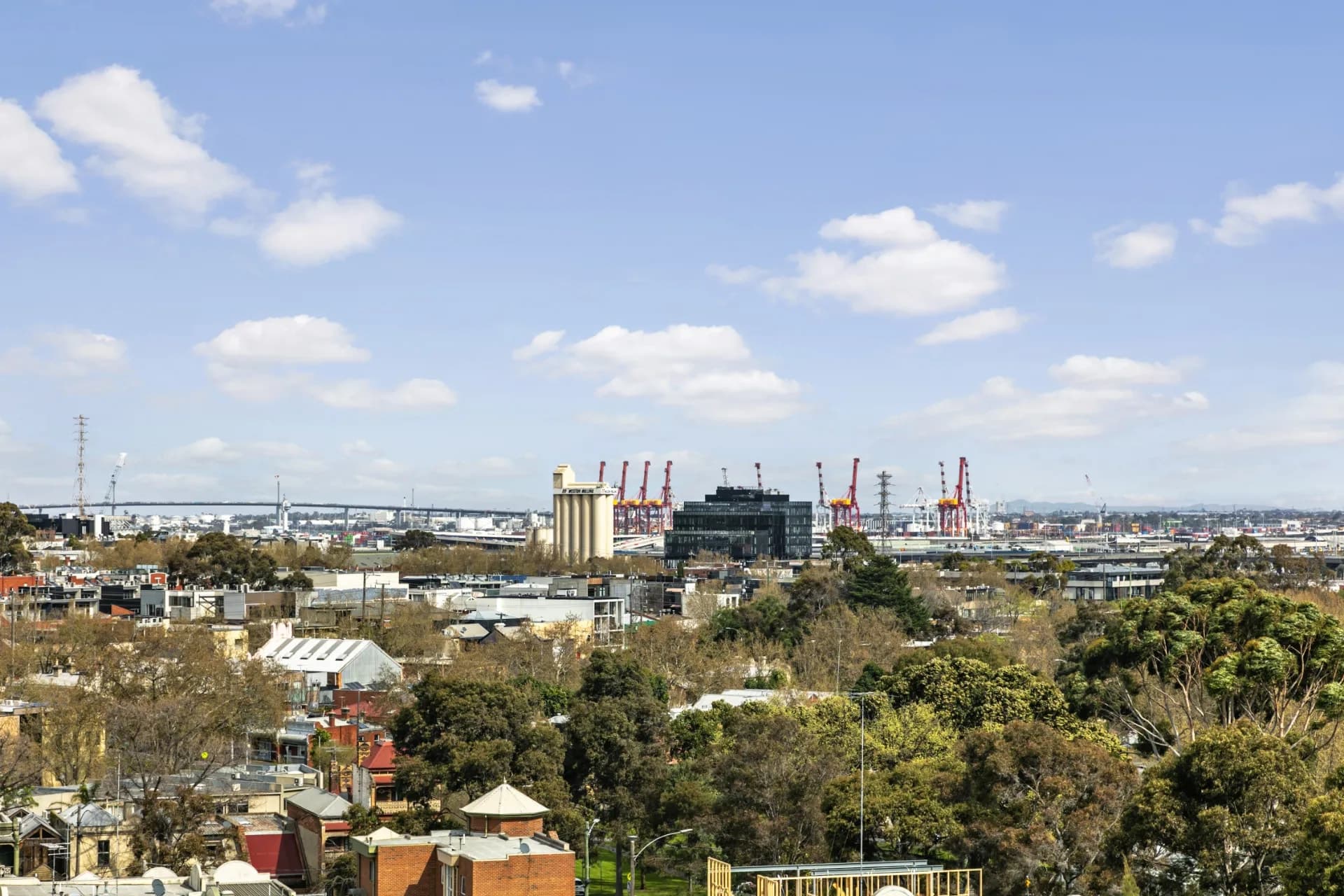 409/83 Flemington  Road, North Melbourne - Thumbnail 6