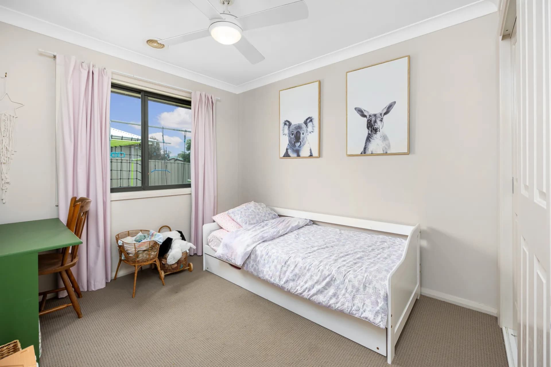 14 Bindari Avenue, Glenfield Park, NSW, Glenfield Park - Thumbnail 8