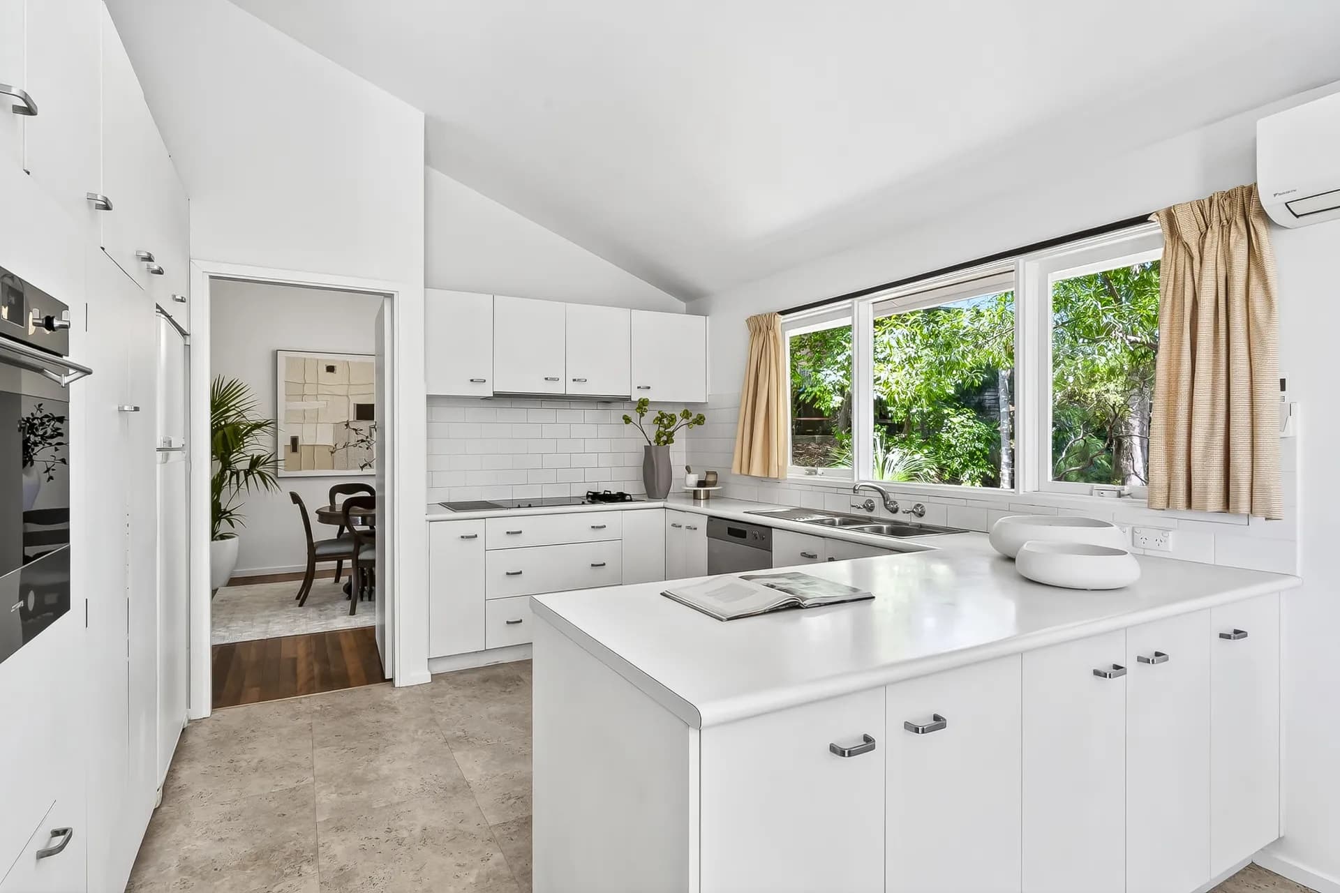 53 Wandeen Road, Clareville., Clareville - Thumbnail 7