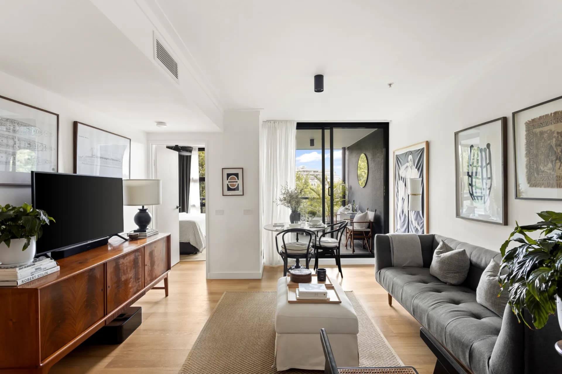 602/174-190 Goulburn Street, Surry Hills - Thumbnail 2