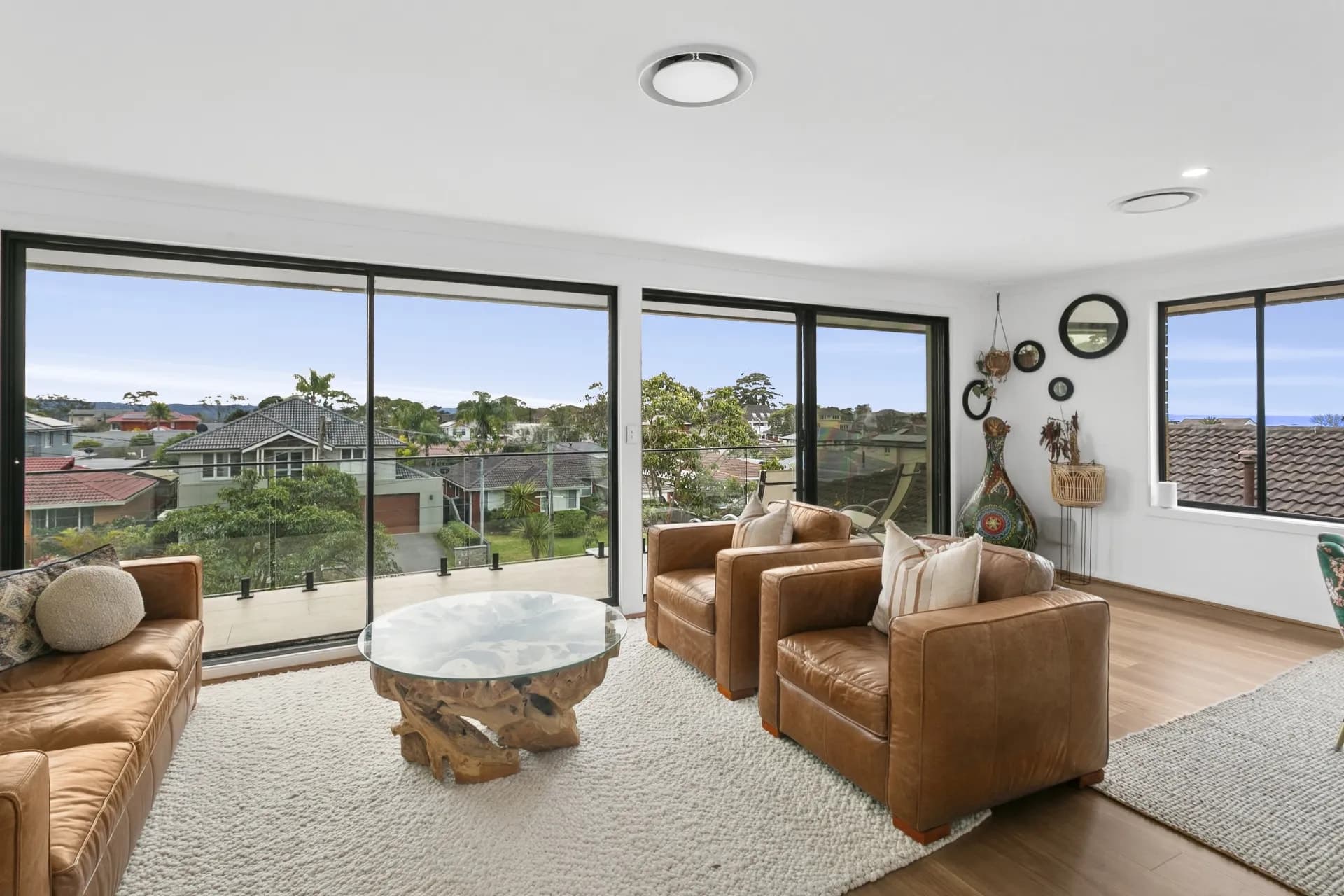 7 Gilles Crescent, Beacon Hill - Thumbnail 2