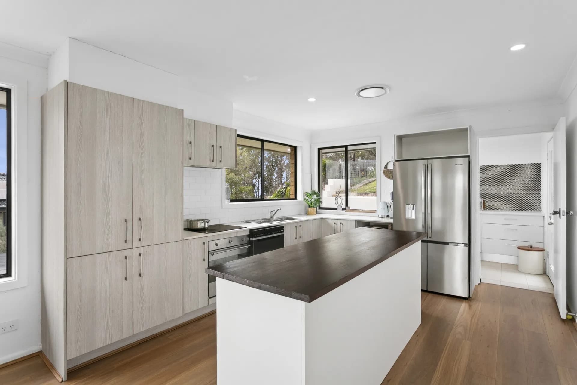 7 Gilles Crescent, Beacon Hill - Thumbnail 4