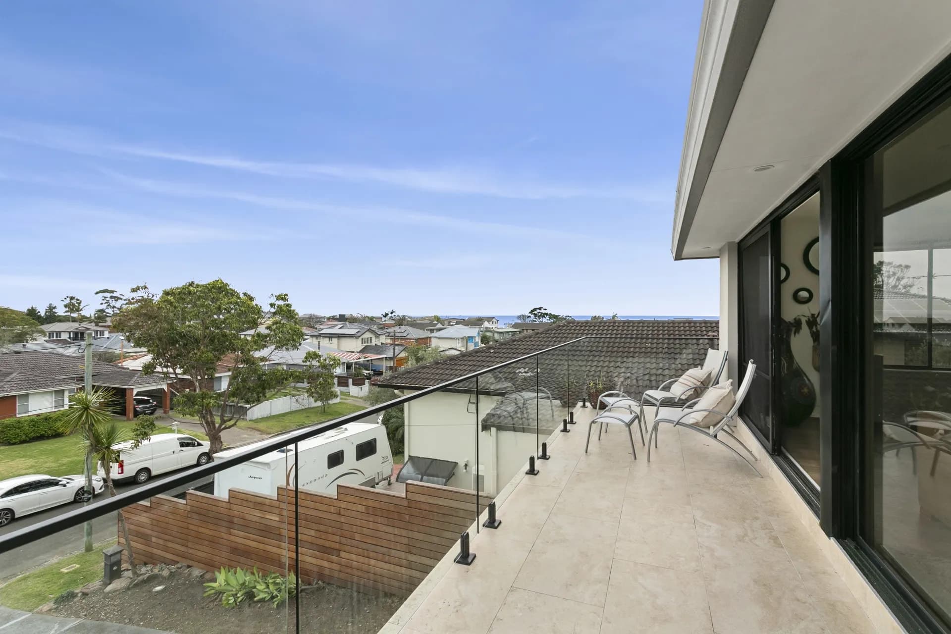 7 Gilles Crescent, Beacon Hill - Thumbnail 7