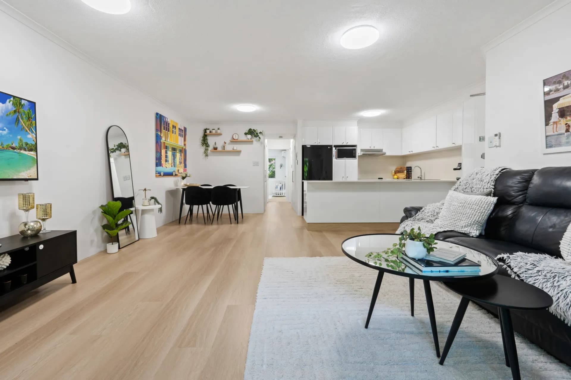 11/11 Breaker Street, Main Beach - Thumbnail 2
