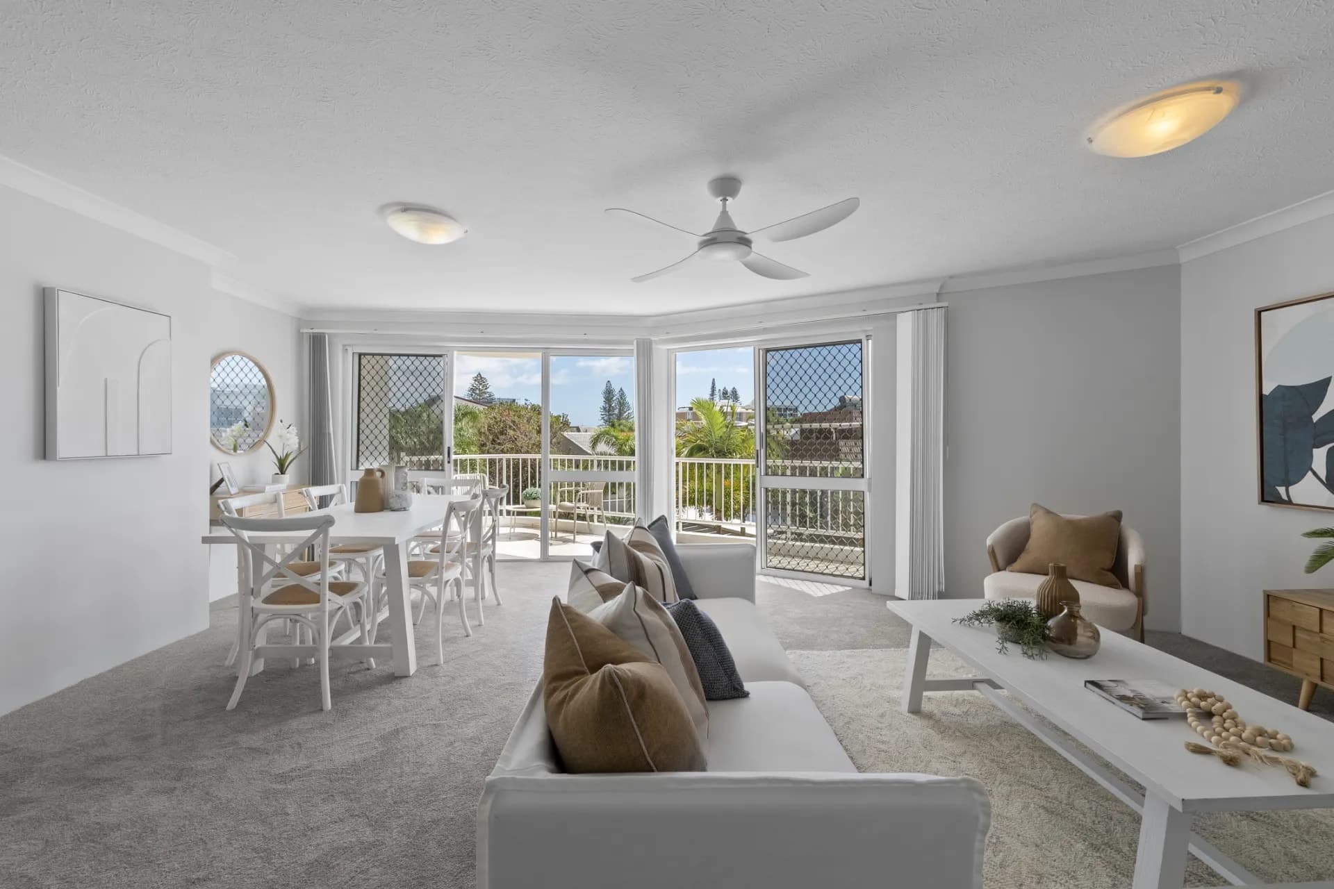 19/98 Seagull Avenue, Mermaid Beach - Thumbnail 2