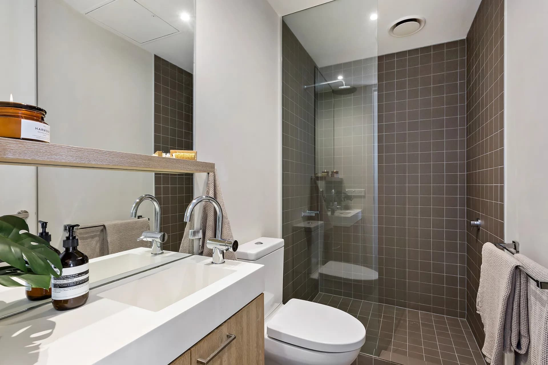 202/50 Claremont  Street, South Yarra - Thumbnail 4