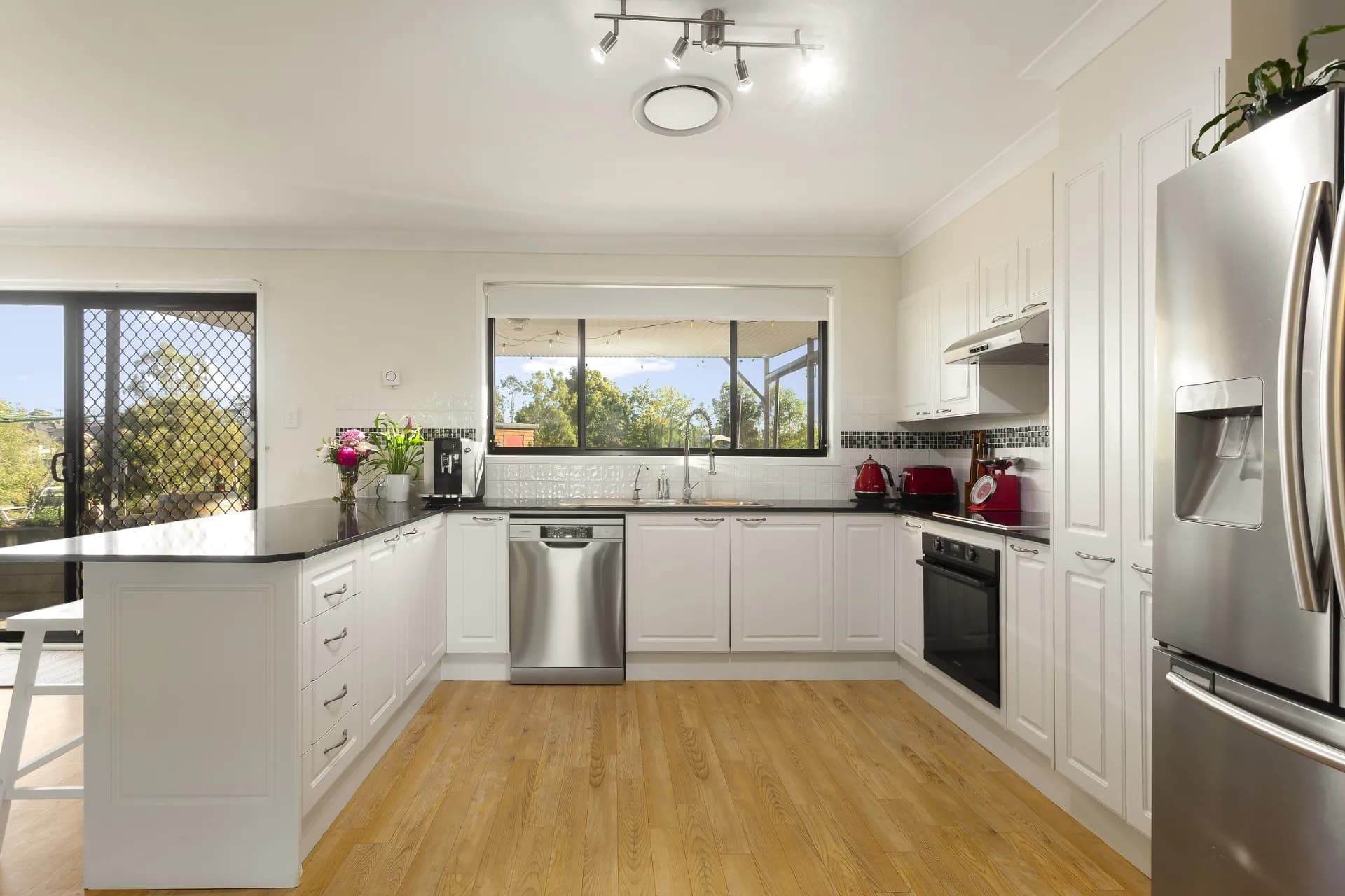 74 Hillview Road, East Branxton - Thumbnail 3