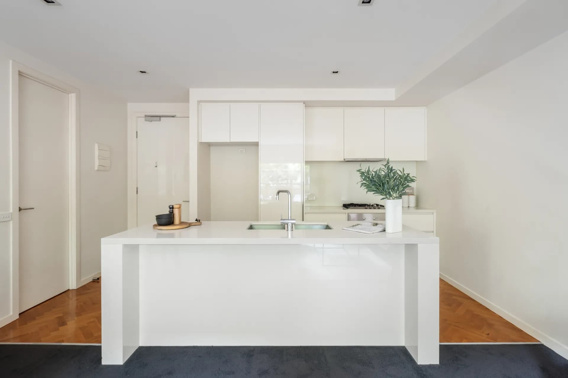 13/244-246 Wattletree  Road, Malvern - Thumbnail 3