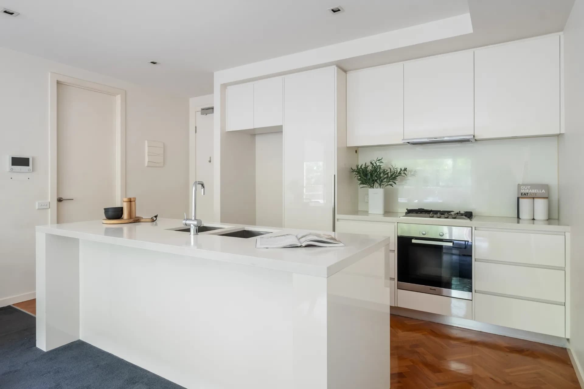 13/244-246 Wattletree  Road, Malvern - Thumbnail 4