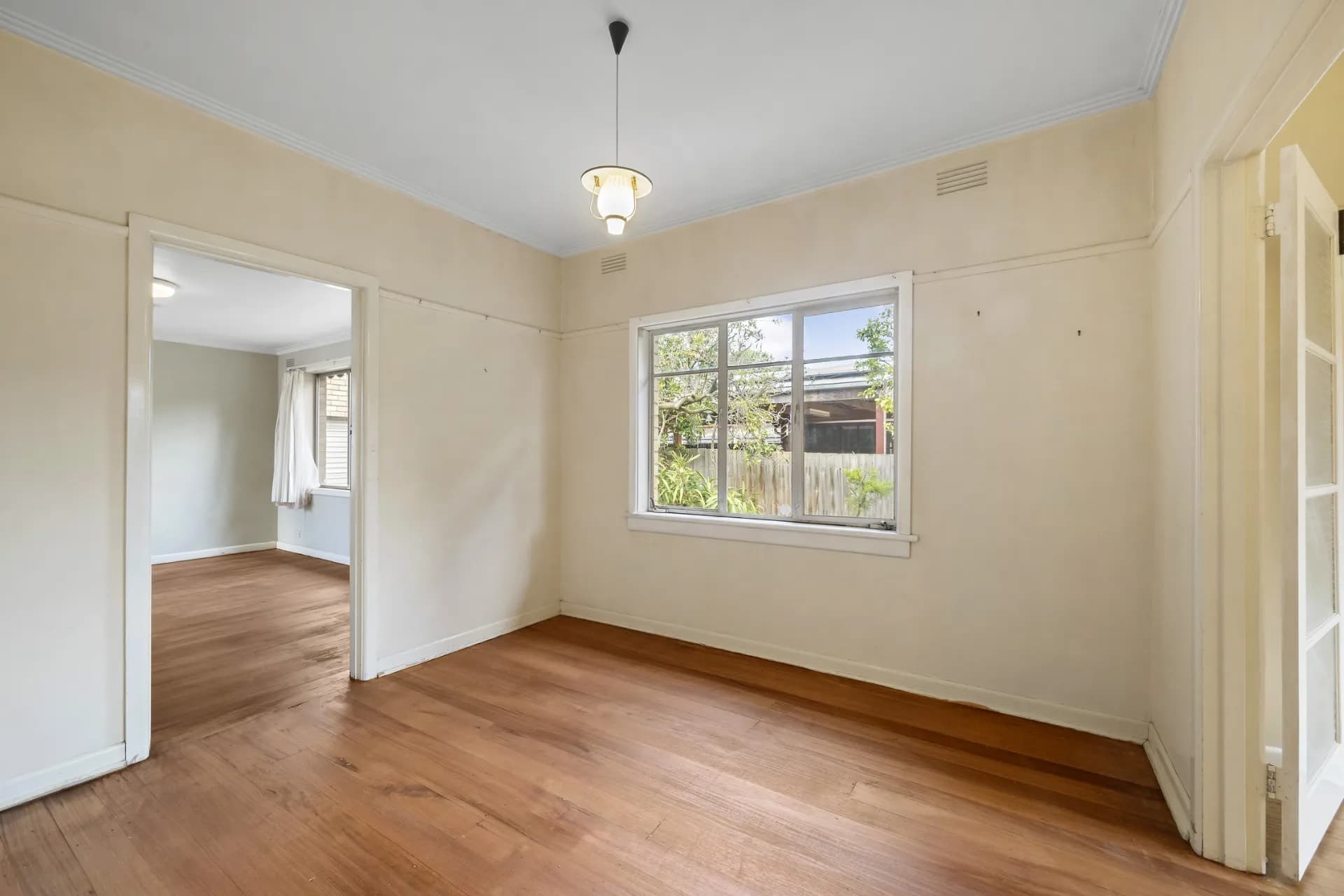 24 Royalty Avenue, Cheltenham - Thumbnail 4